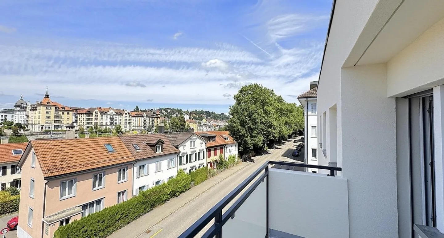 Renovierte Wohnung mit Balkon - Foto 3 von 6