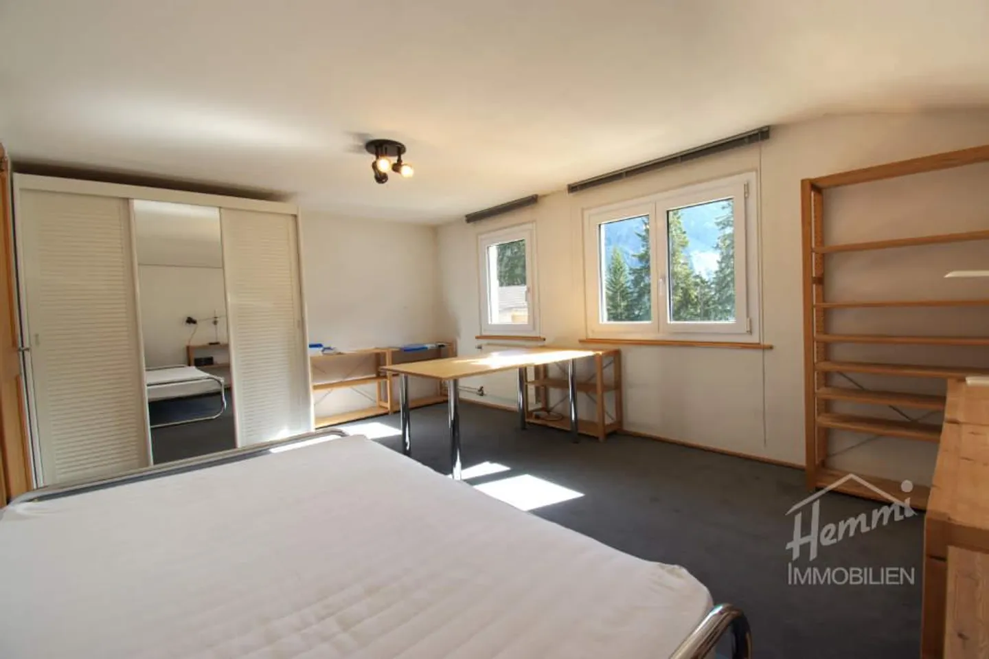 HOLIDAY HOME WITH 4 GARAGES IN A GREAT LOCATION - Photo 11 of 22