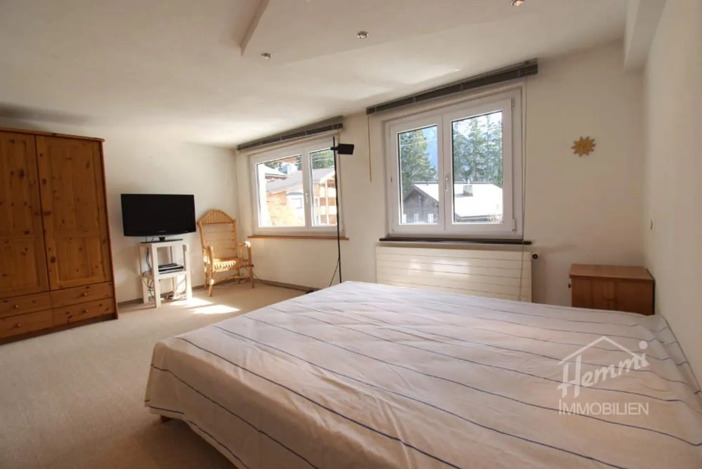 HOLIDAY HOME WITH 4 GARAGES IN A GREAT LOCATION - Photo 15 of 22
