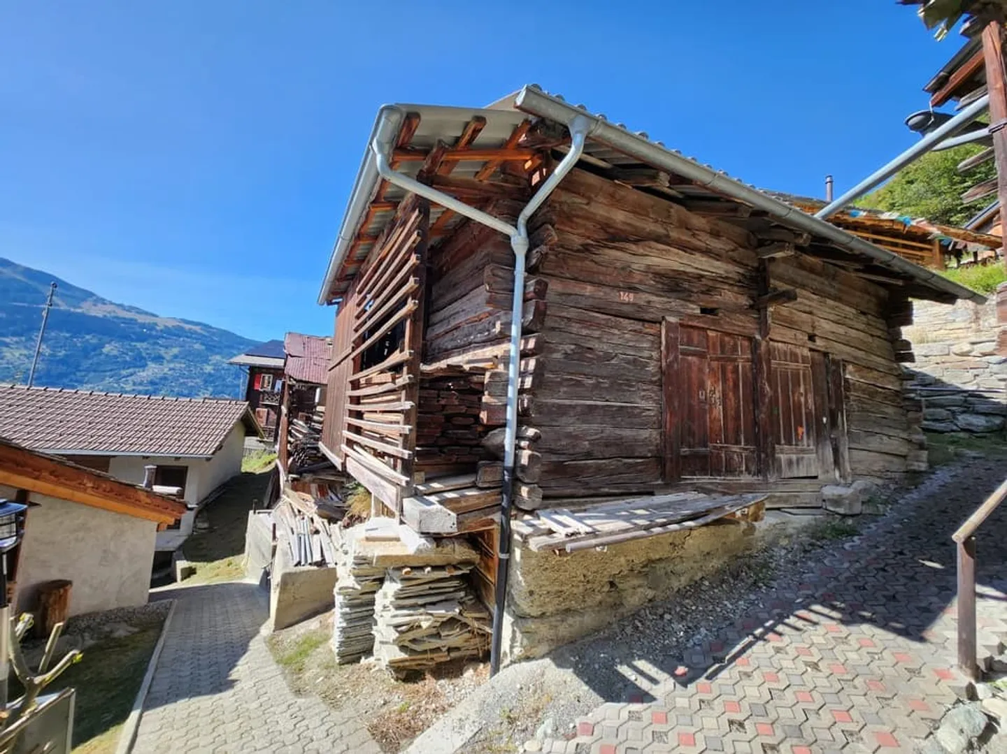 To seize! Rare object! Adjacent barns to renovate, St-Martin, Val d'Hérens - Photo 3 of 7