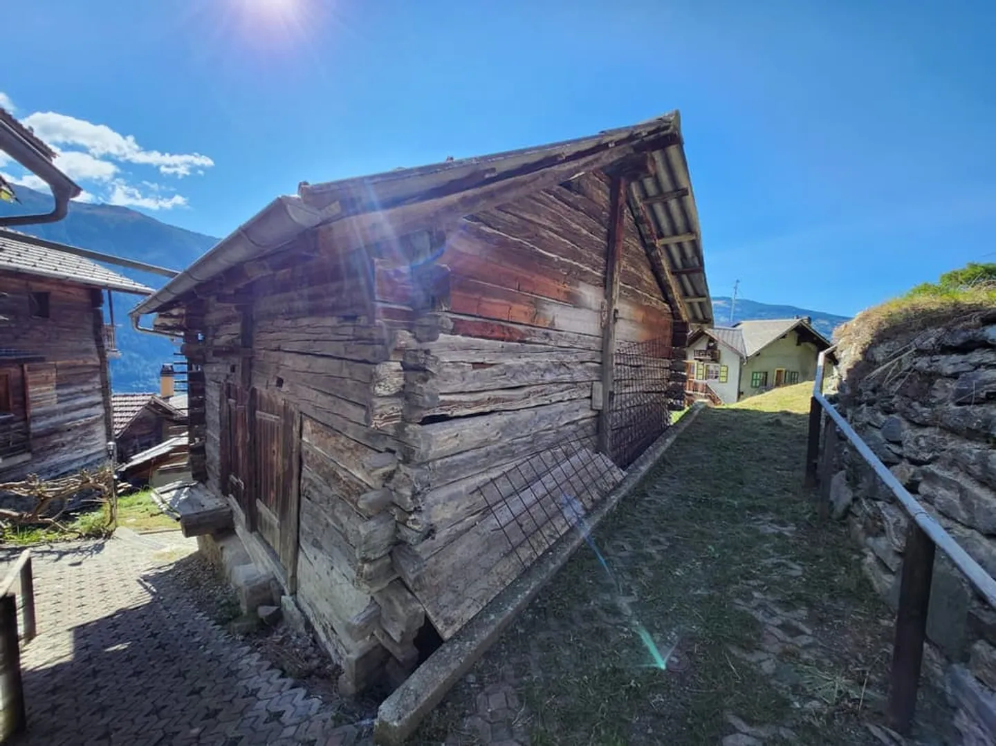To seize! Rare object! Adjacent barns to renovate, St-Martin, Val d'Hérens - Photo 6 of 7
