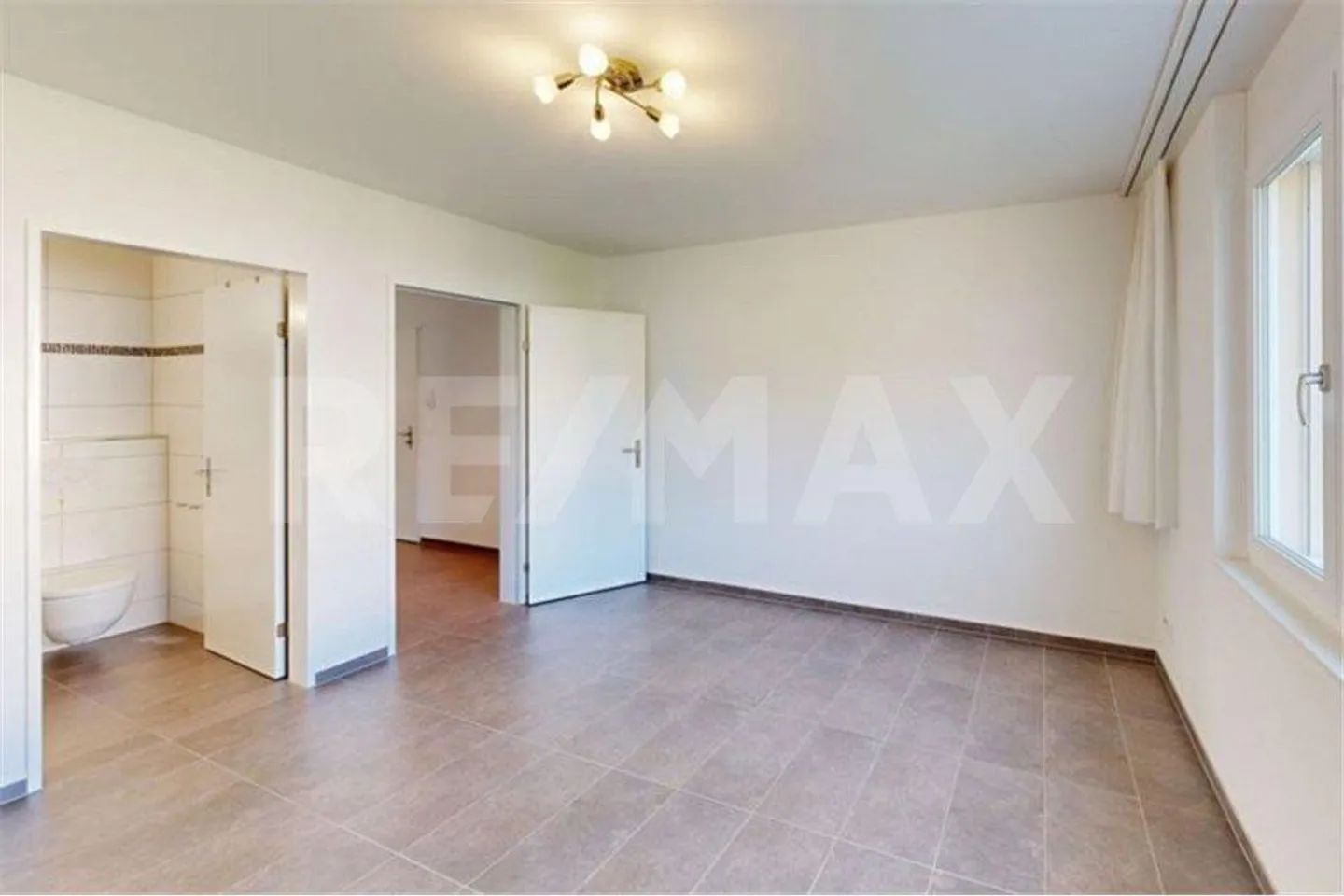 Condominio moderno di 4,5 stanze con un piano ben progettato - Foto 6 di 12