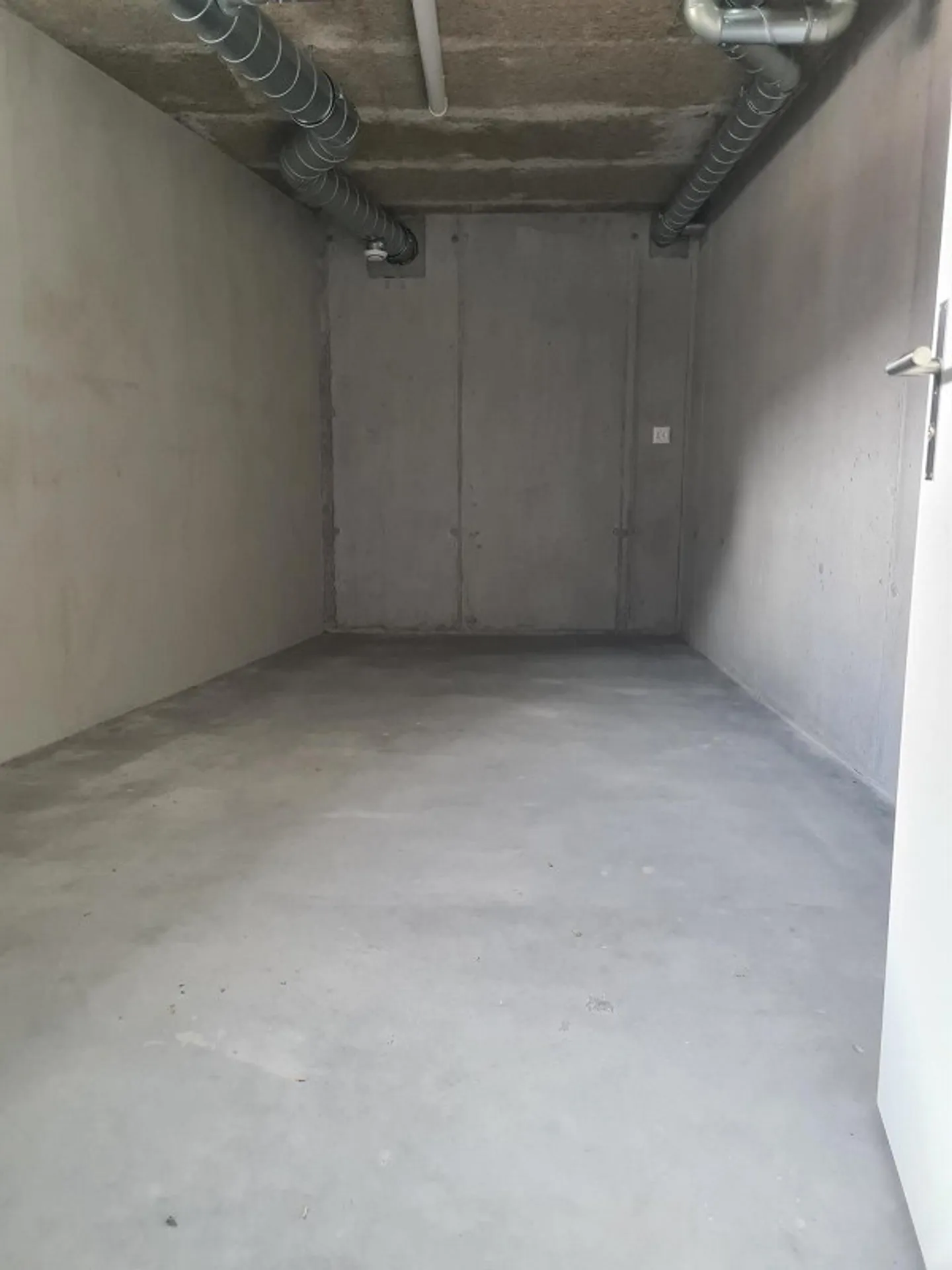 Chambres de bricolage à louer à Grüsch - Photo 3 sur 4