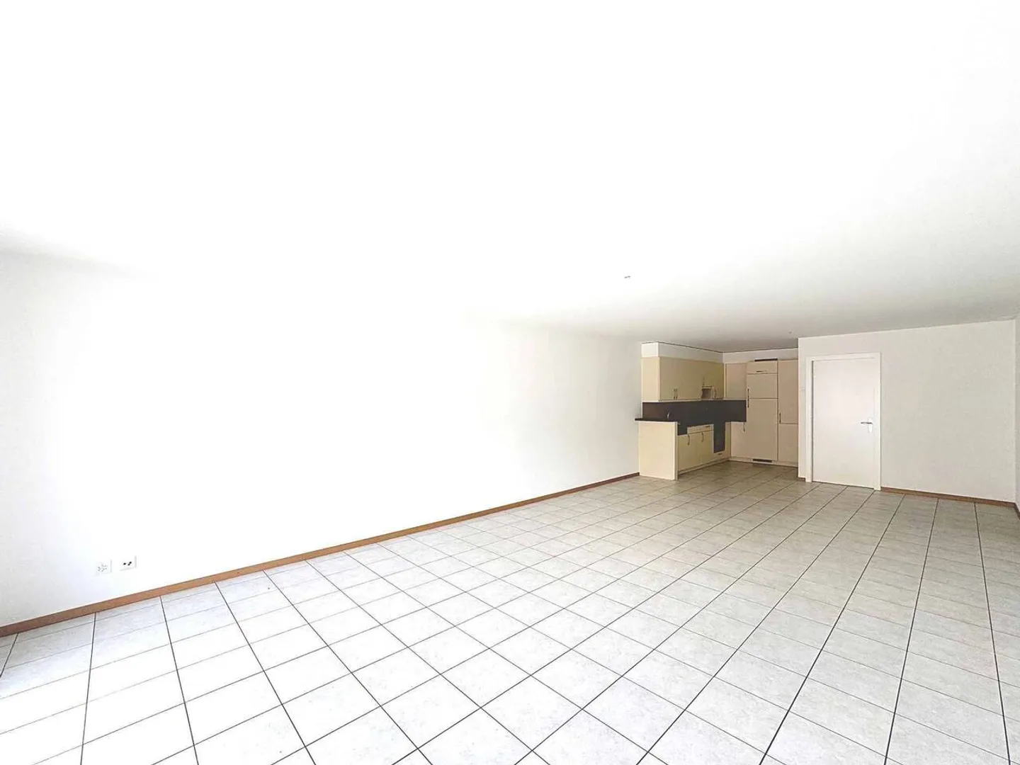 Ampio appartamento di 4,5 locali con 119 m2 + grande terrazza - Foto 4 di 10