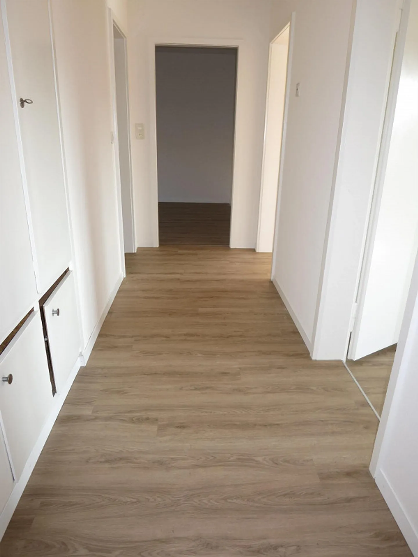 Bright 3.5-room apartment with balcony and beautiful view - Photo 6 of 12