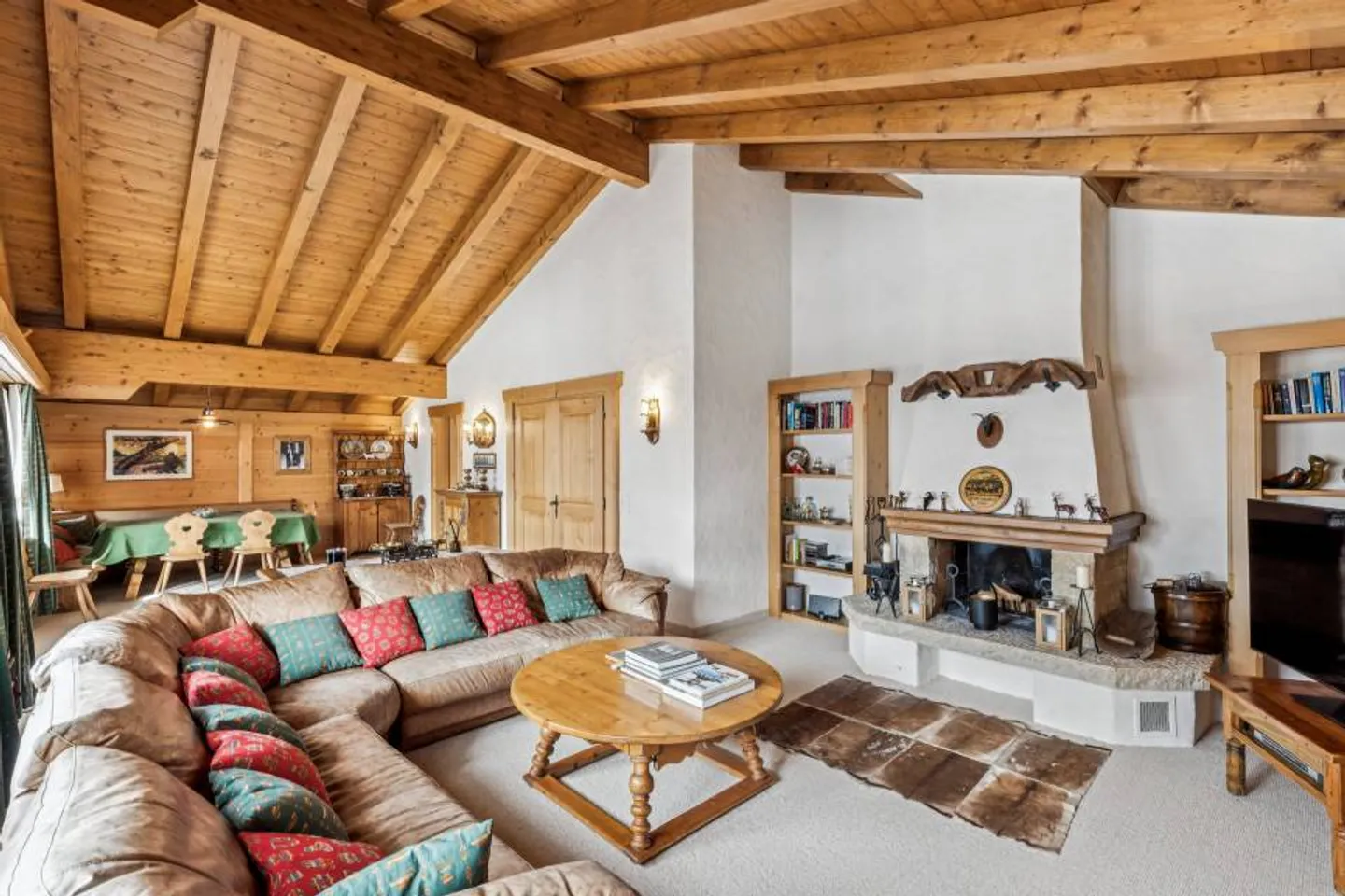 Attic 4.5 rooms - Photo 3 of 13