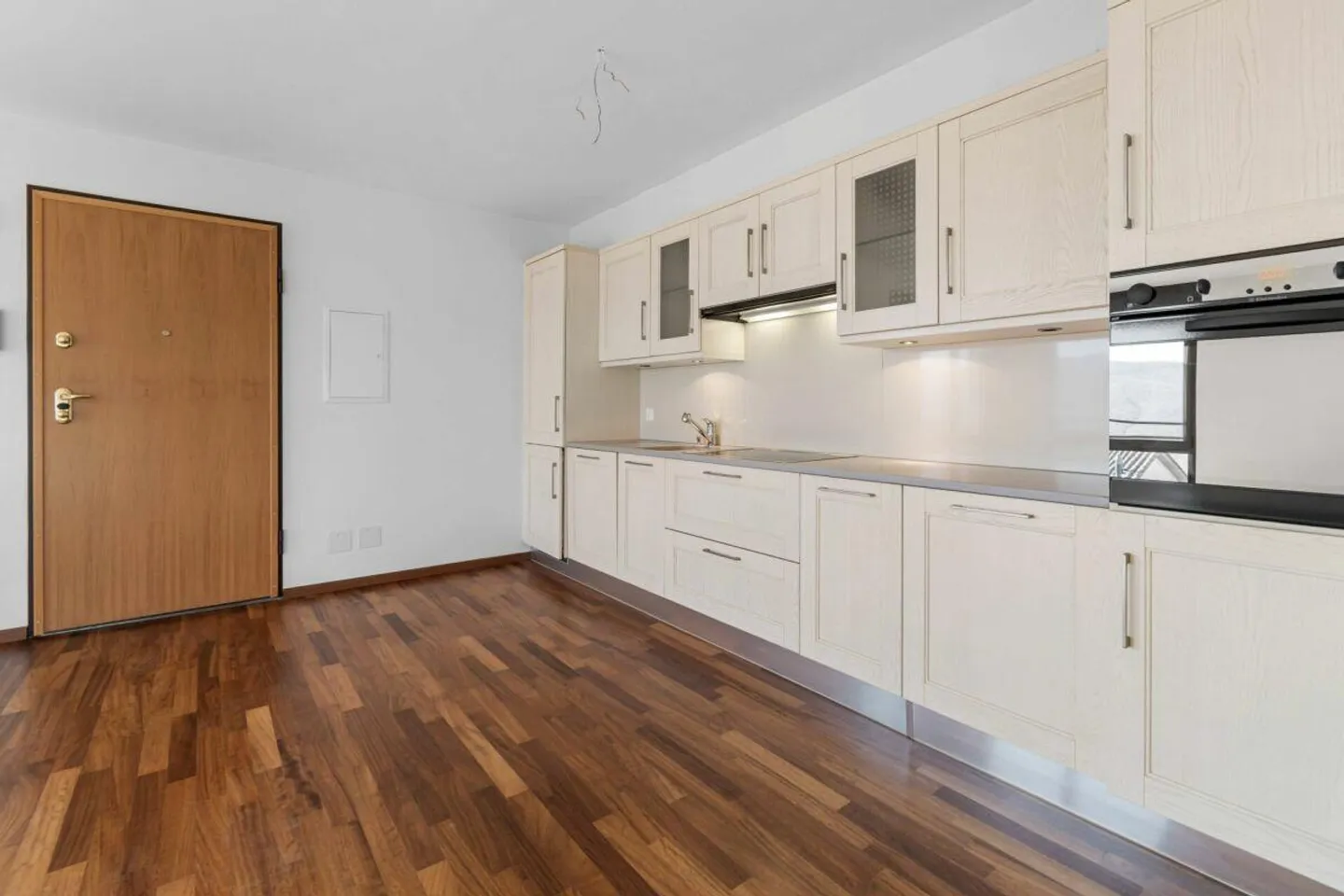 Appartamento elegante con vista lago - Foto 4 di 17