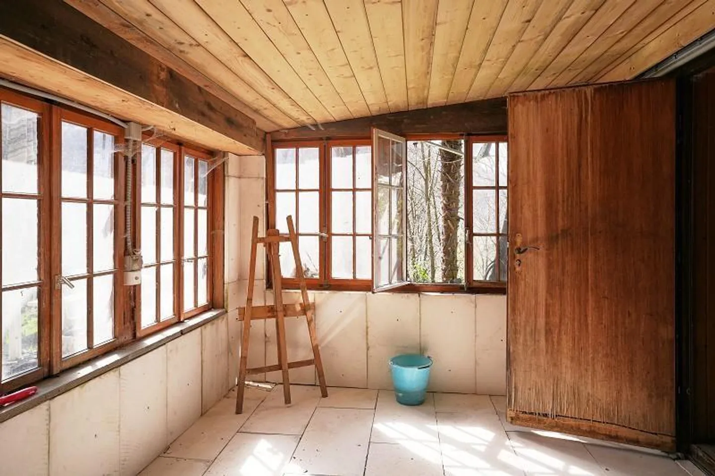 Casa 2 locali con molto terreno in una posizione molto tranquilla e soleggiata... - Foto 10 di 39