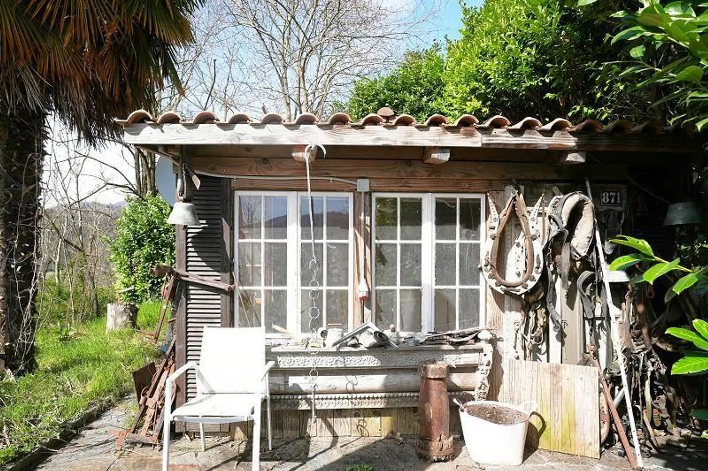 Casa 2 locali con molto terreno in una posizione molto tranquilla e soleggiata... - Foto 1 di 39