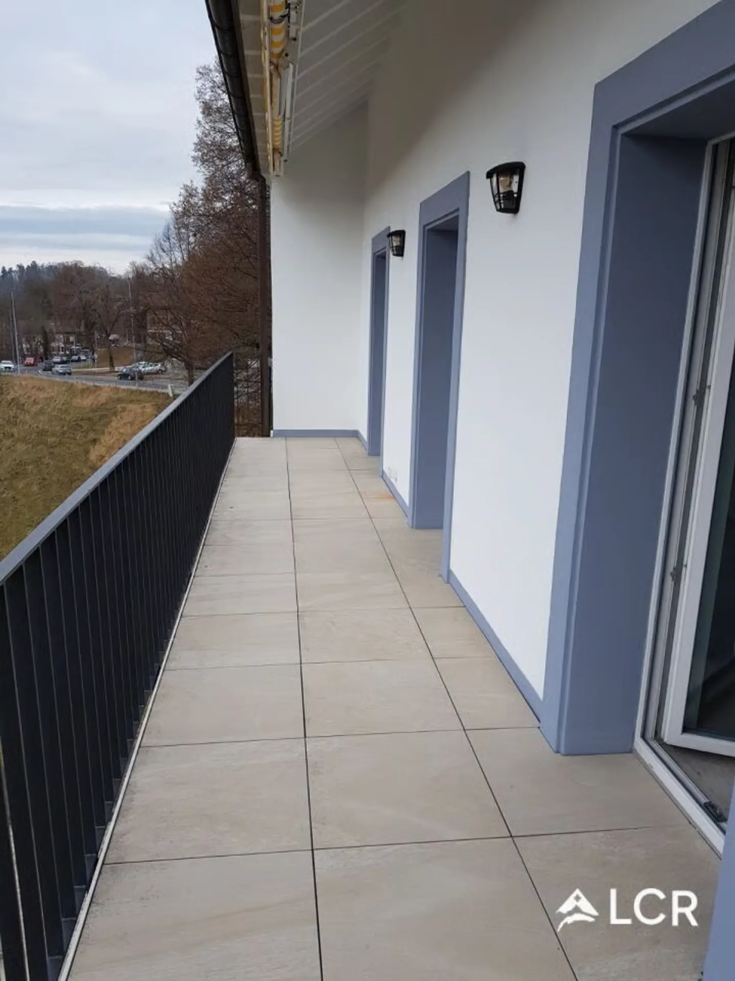 Bel appartement de 5.5P / 4 CHB / 2 SDB / 2 Balcons - Photo 9 sur 13