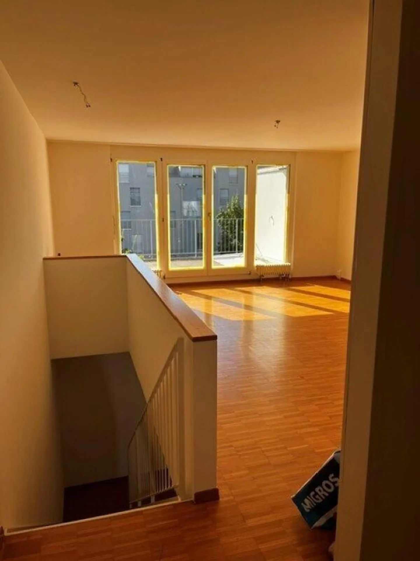 Appartement en duplex de 3 pièces à Schlieren - Photo 1 sur 8