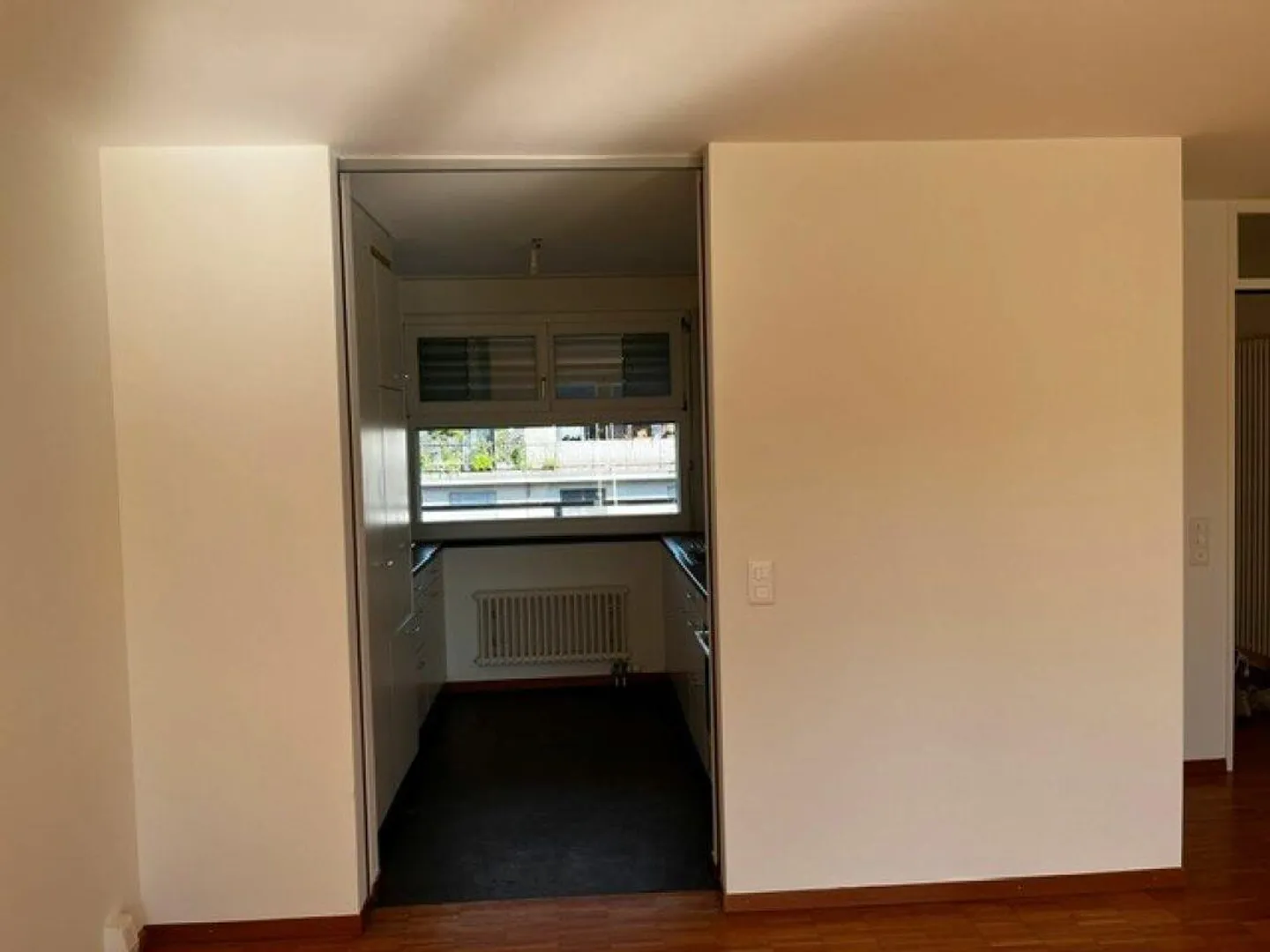 Appartement en duplex de 3 pièces à Schlieren - Photo 3 sur 8