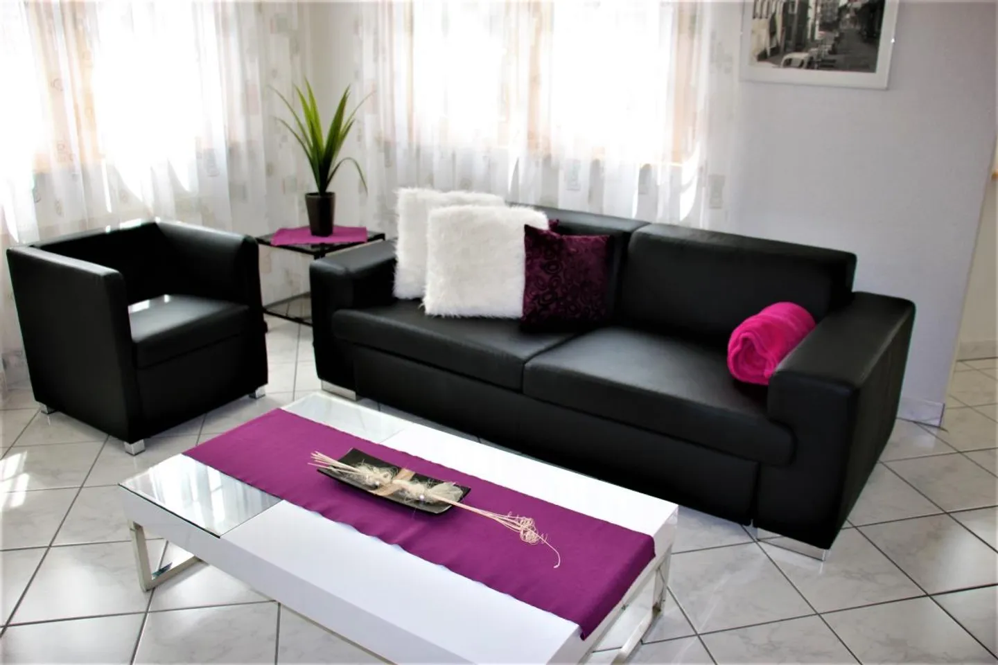 3.5 Room Apartment - Photo 3 of 5