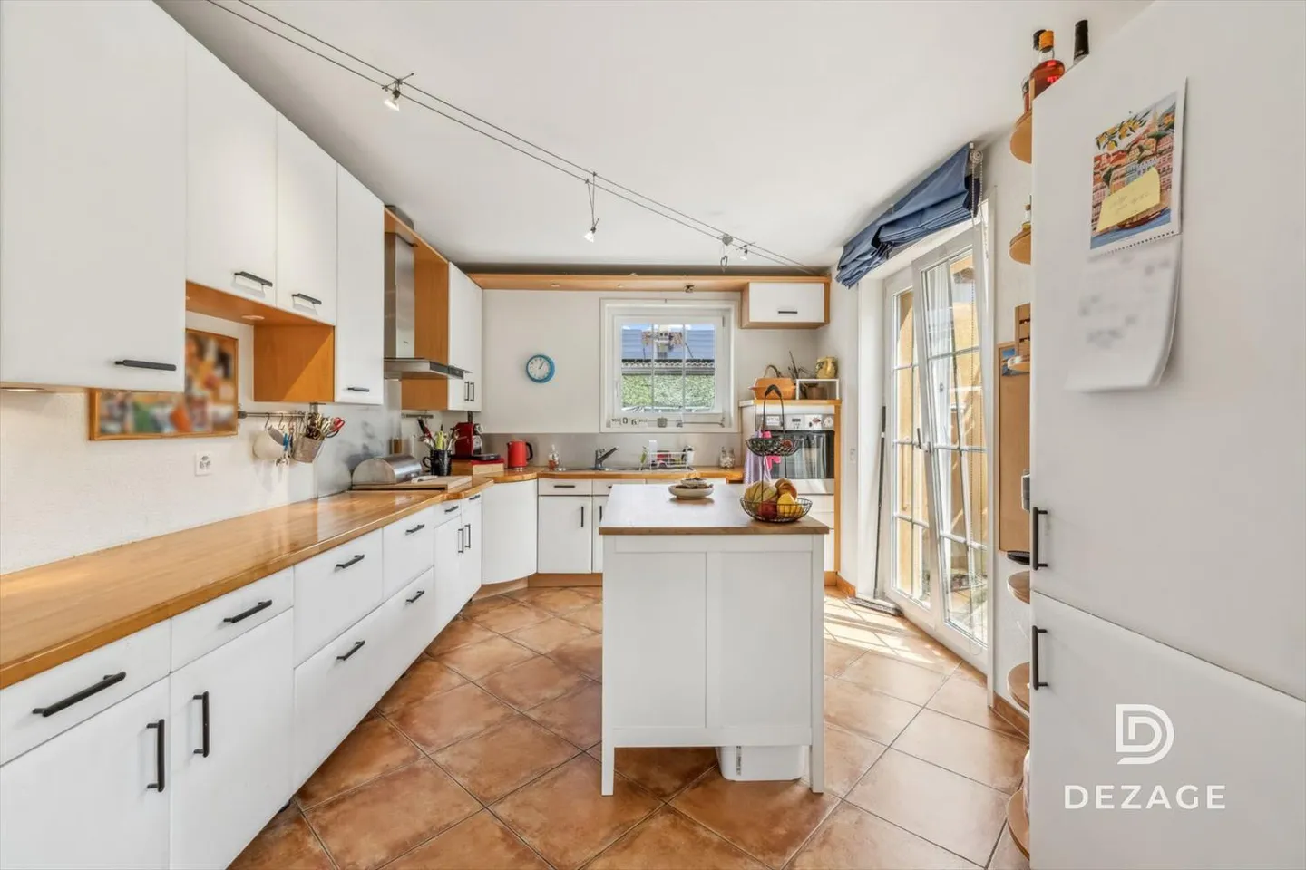 Coppet - Maison familiale calme avec grand jardin, proche des commodités et à 10 minutes de Genève - Photo 4 sur 11