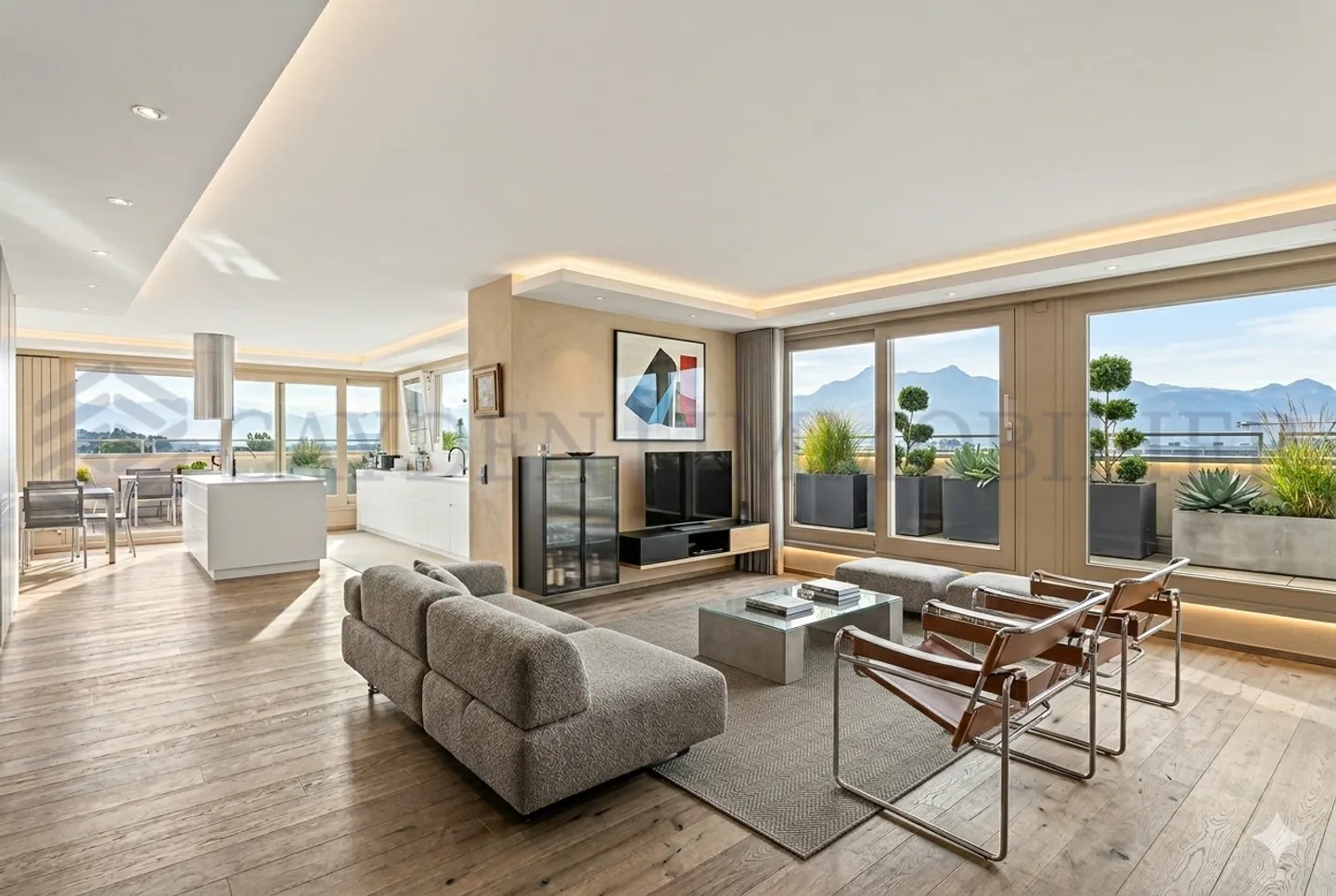 Penthouse with panoramic view - Photo 2 of 7