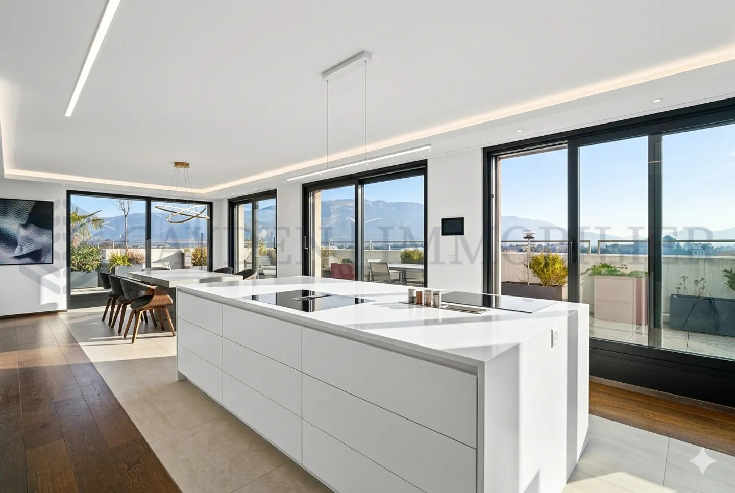 Penthouse with panoramic view - Photo 4 of 7