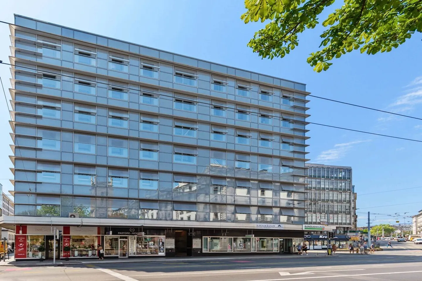 Superbes surfaces adminsitratives aménagées - Photo 1 sur 4