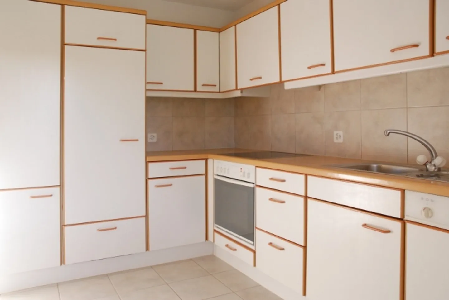 «Schöne 4.5-Zimmer-Wohnung mit Balkon» - Foto 2 von 7