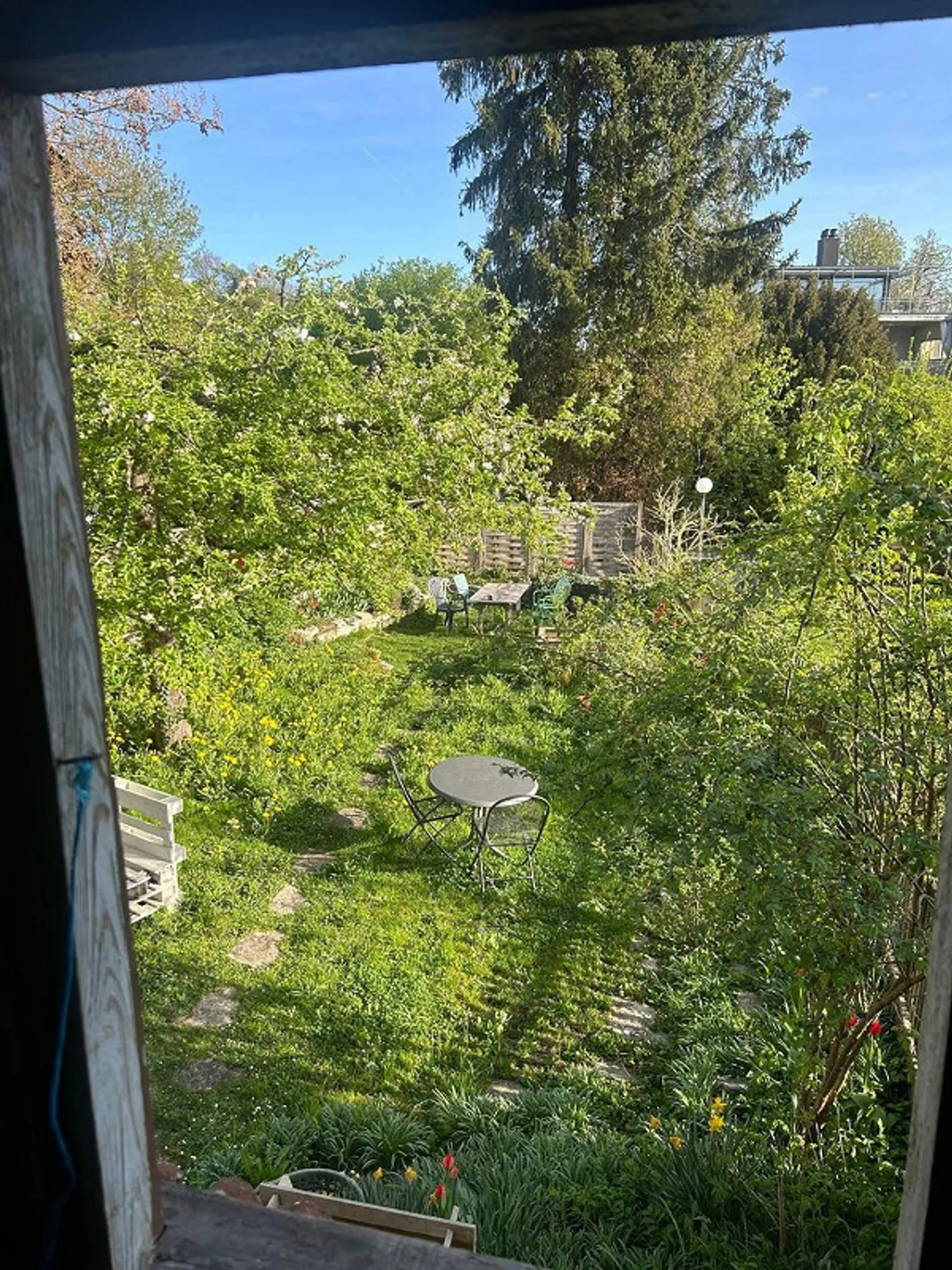 Loftartige Stadtwohnung mit viel Charme und Garten - Foto 7 von 8