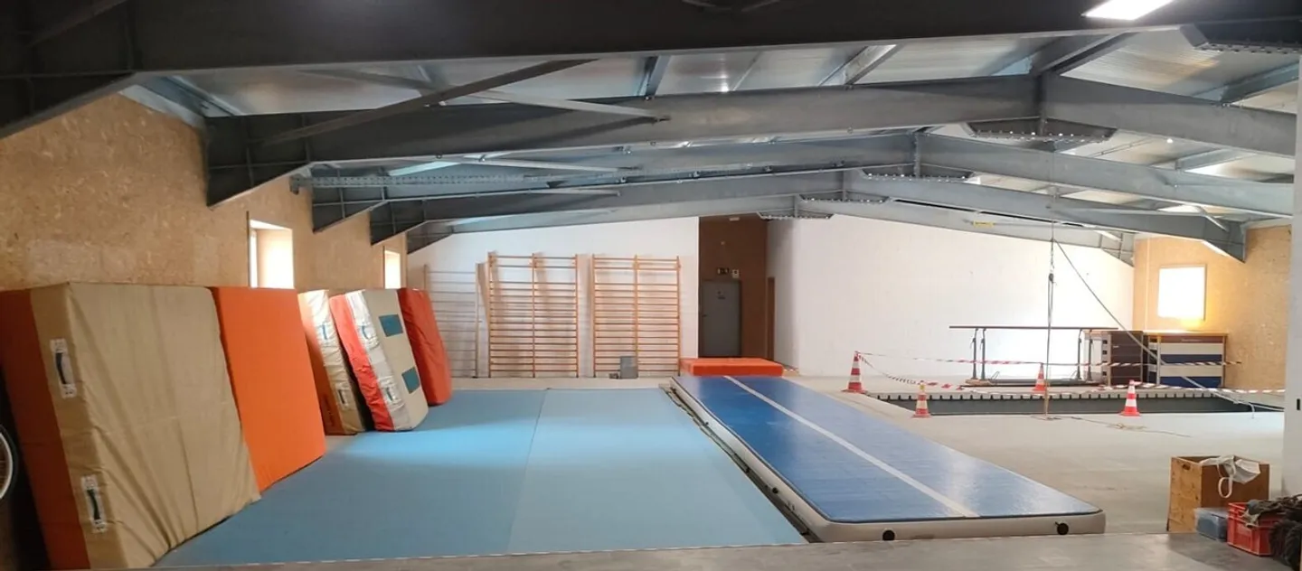 Subletting bright and inspiring spaces - Photo 1 of 8