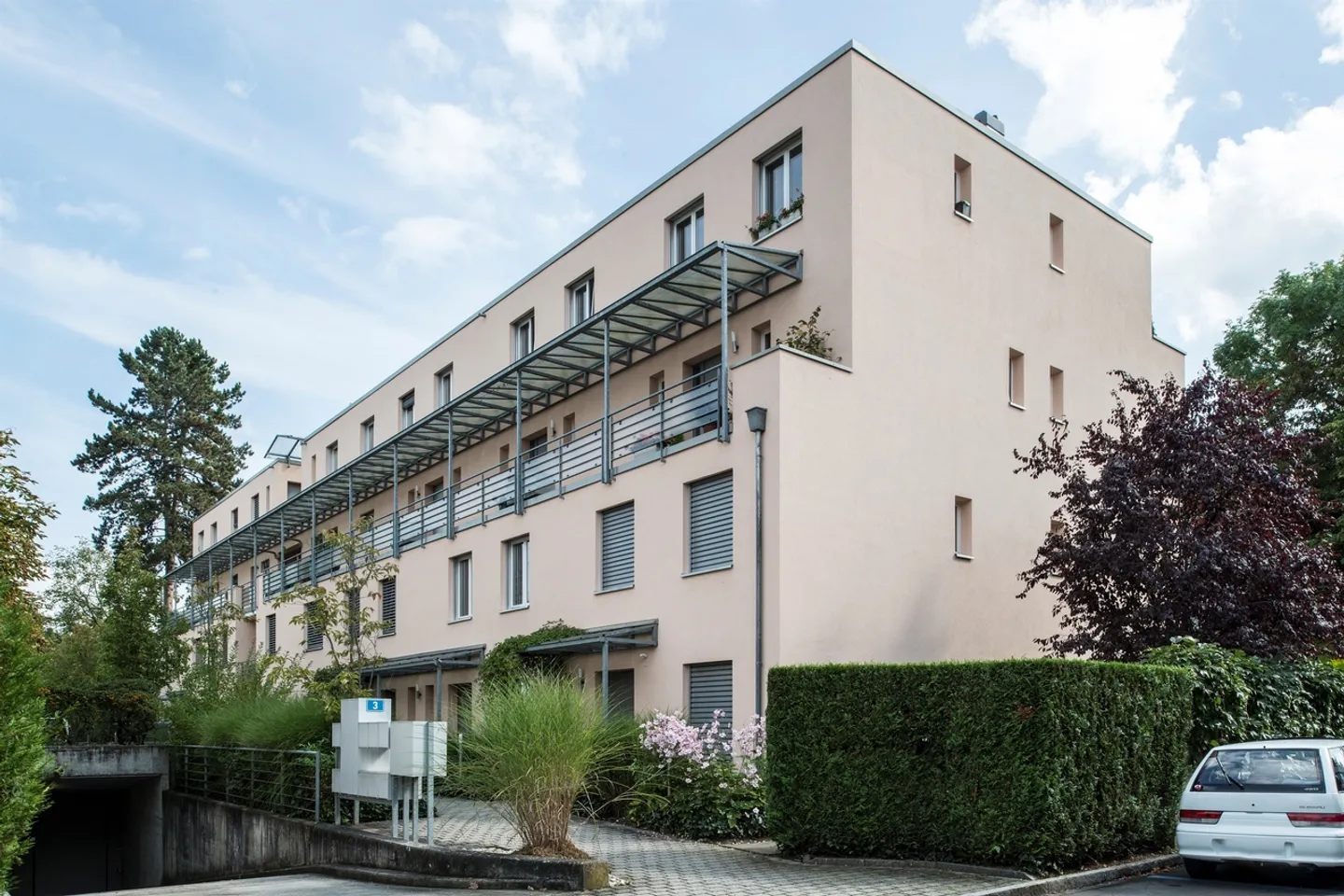 Zentraler Einstellplatz in Riehen - Foto 1 von 1