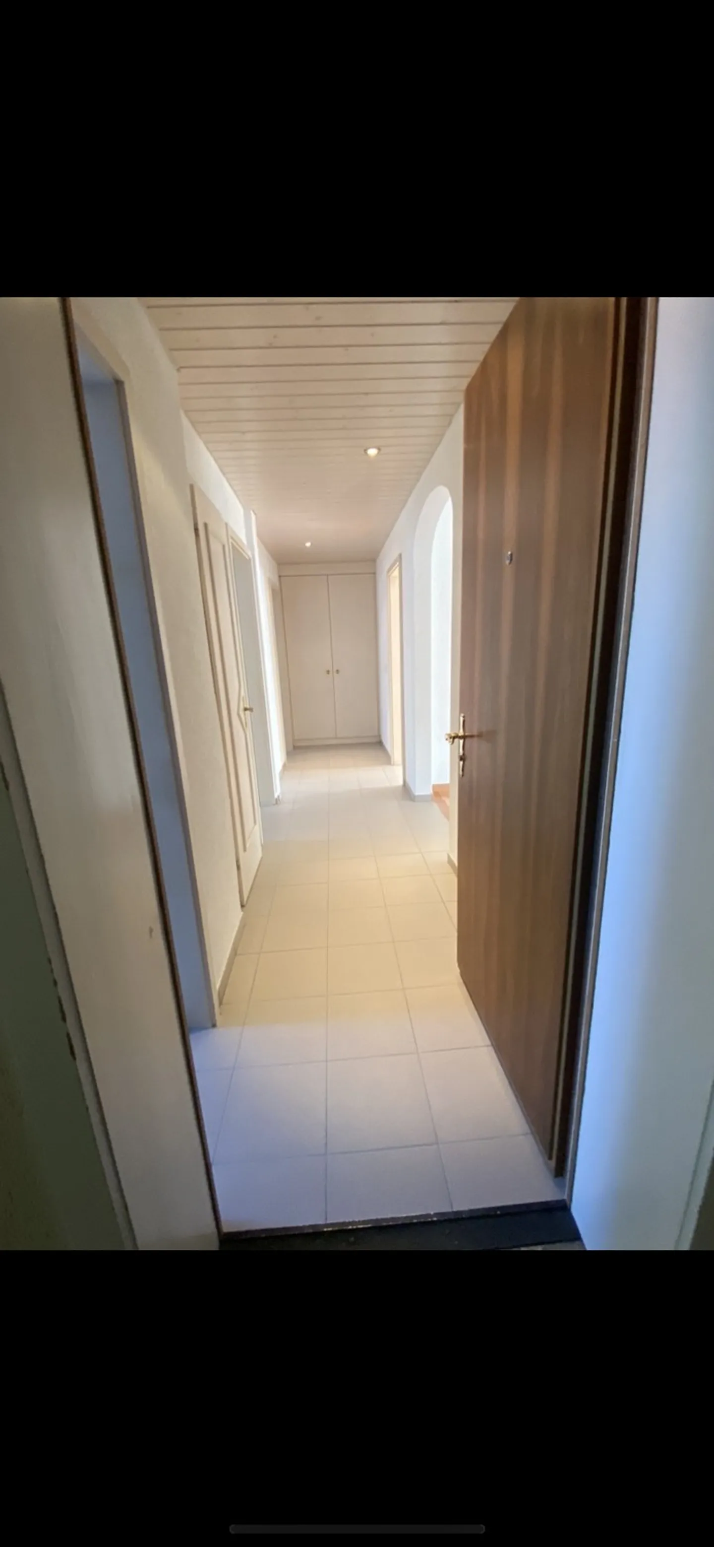 Charmante 4-Zimmer-Dachwohnung an zentraler Lage im Kreis 3 Nähe Schmiede Wiedikon - Foto 1 von 8