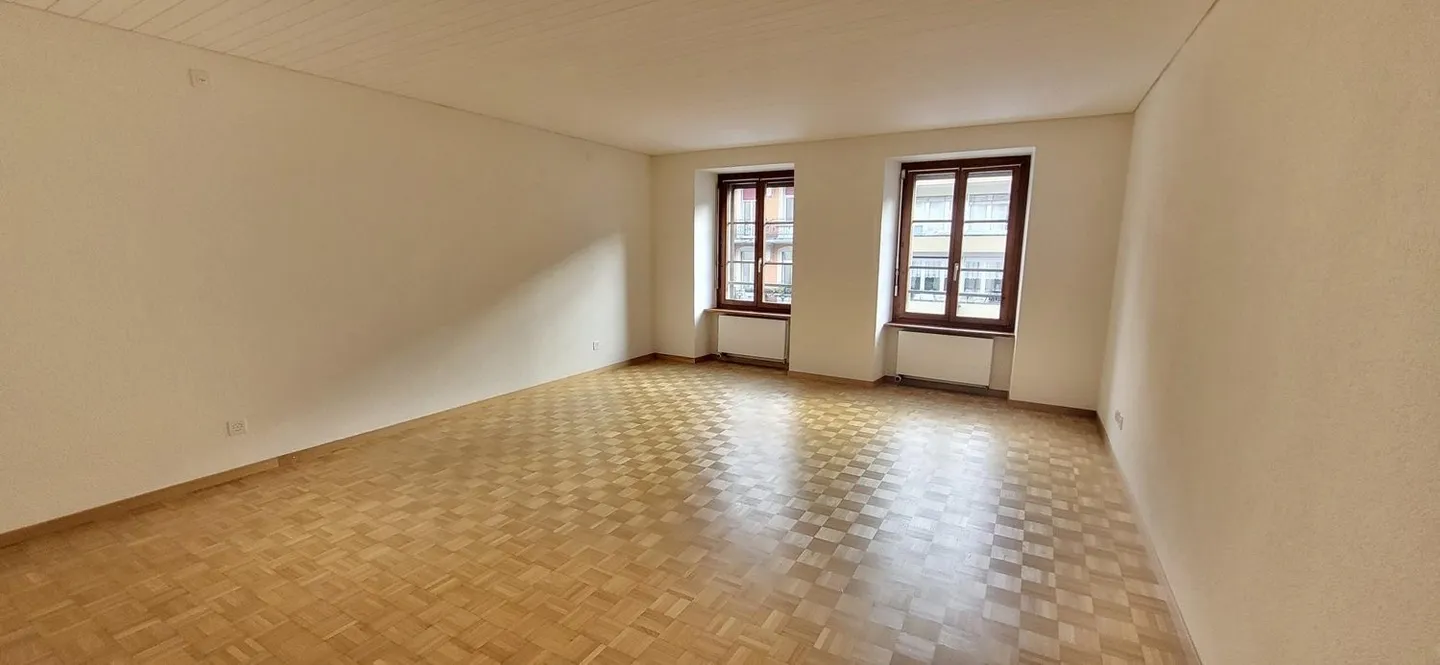 Central and spacious 1.5-room apartment - Photo 1 of 19