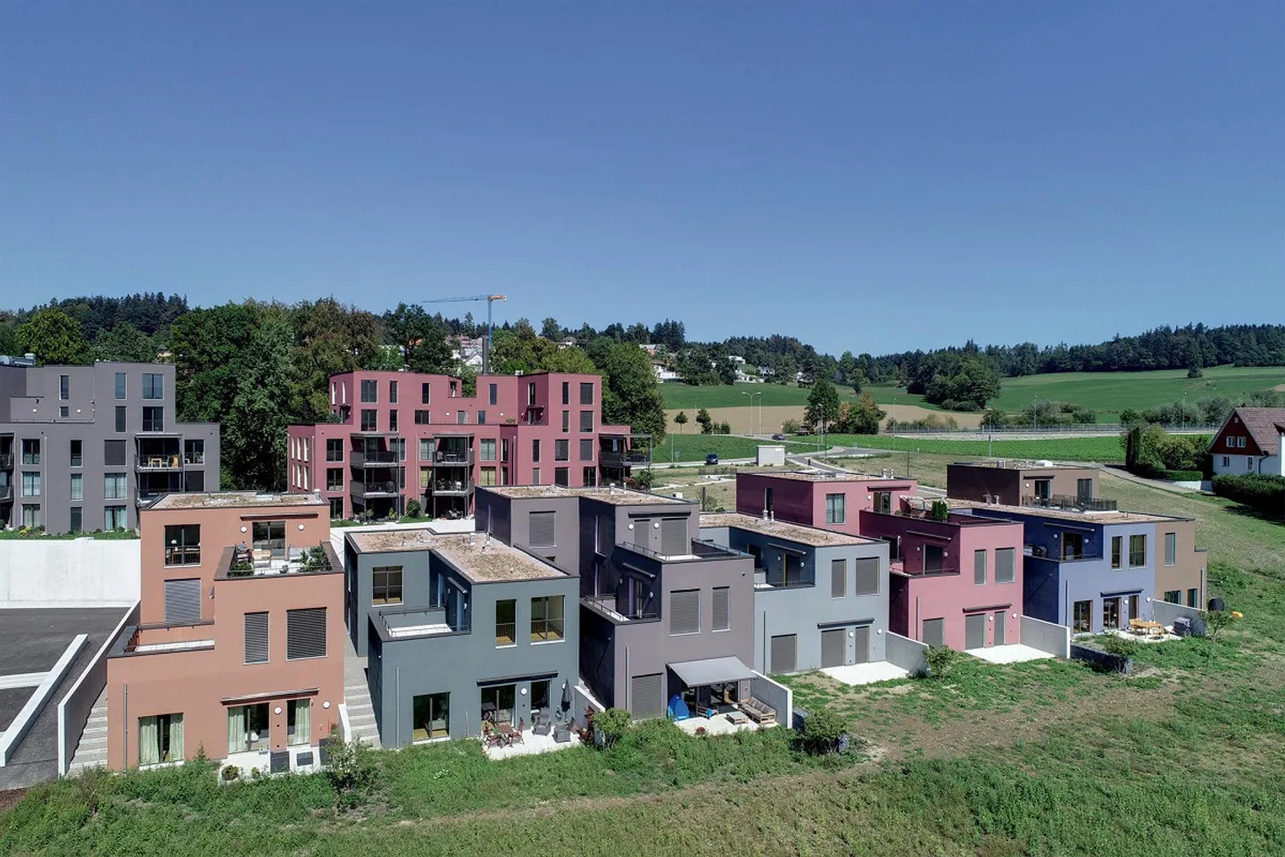 Moderne und helle Wohnung in Zumikon! - Foto 1 von 5