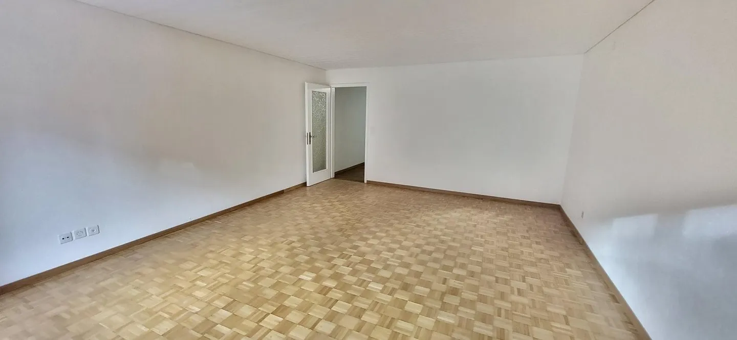 Central and spacious 1.5-room apartment - Photo 3 of 19