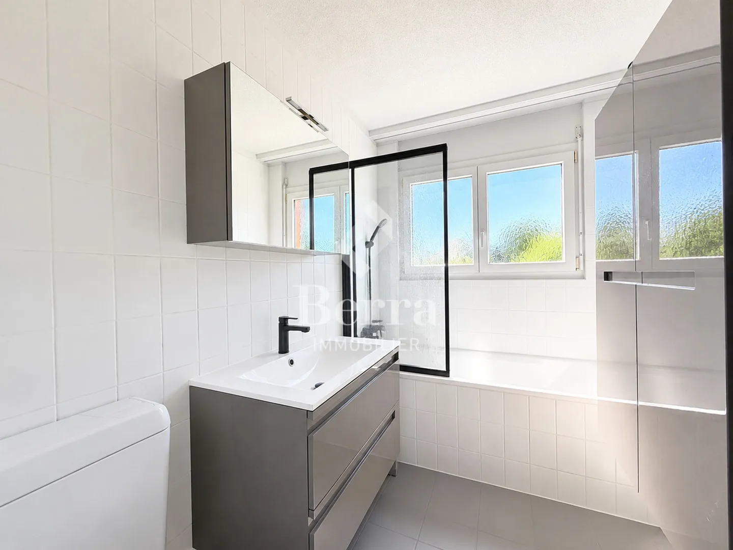 Appartement spacieux avec balcon - Photo 4 sur 13