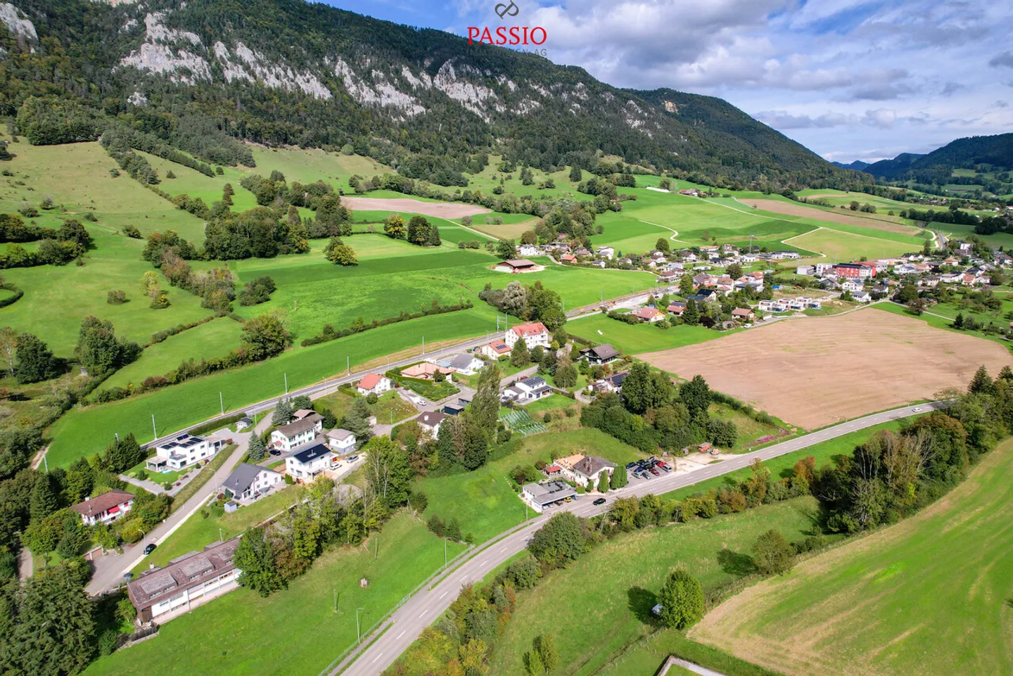 Einfamilienhaus mit 5,5 Zimmern, Swimmingpool und großem Garten - Foto 37 von 37