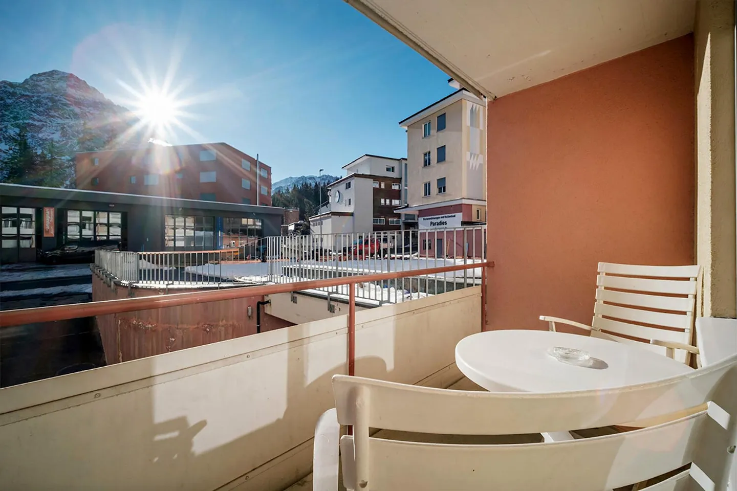 With Swimming Pool - Holiday Apartment with Balcony - Photo 1 of 5