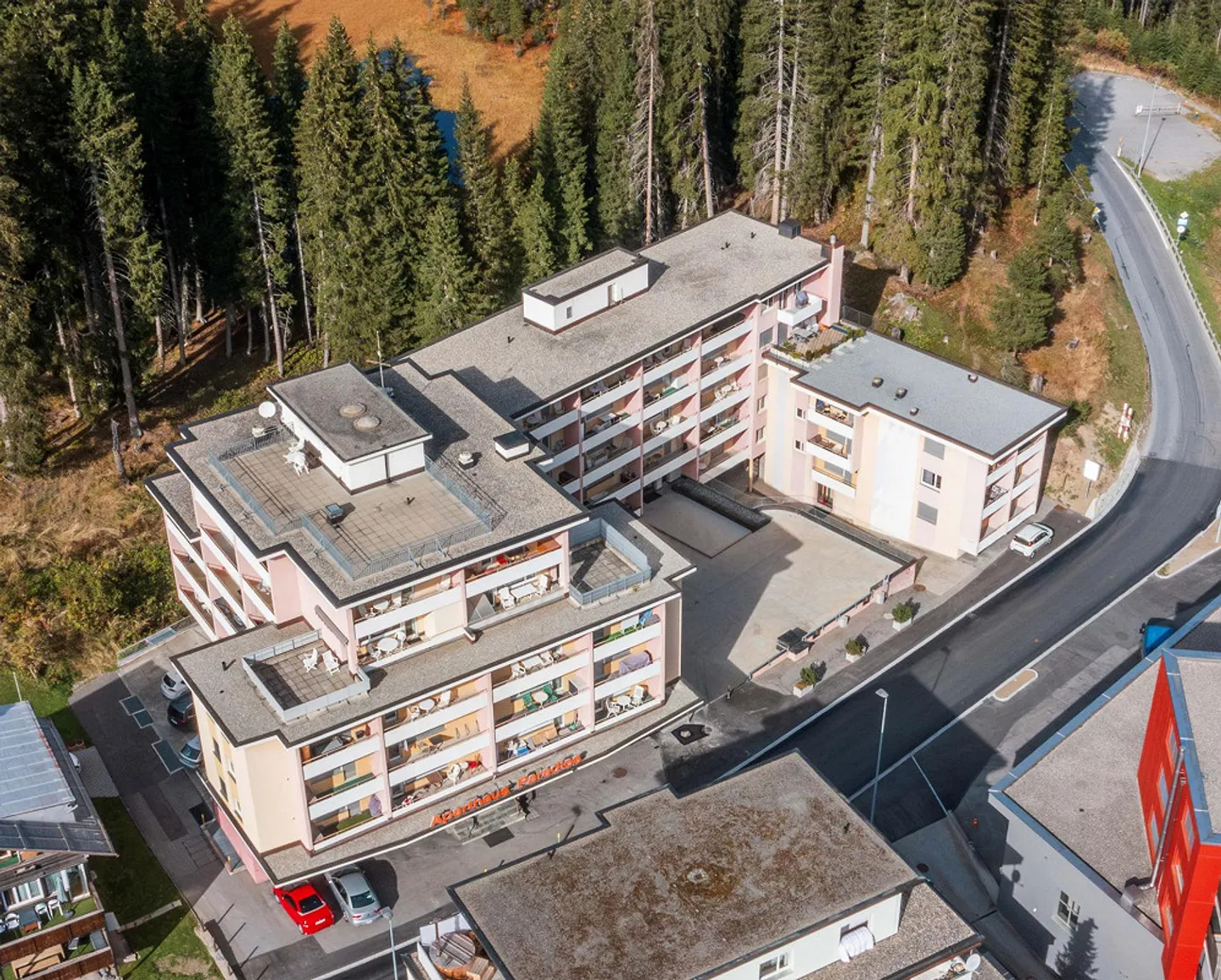 With Swimming Pool - Holiday Apartment with Balcony - Photo 2 of 5