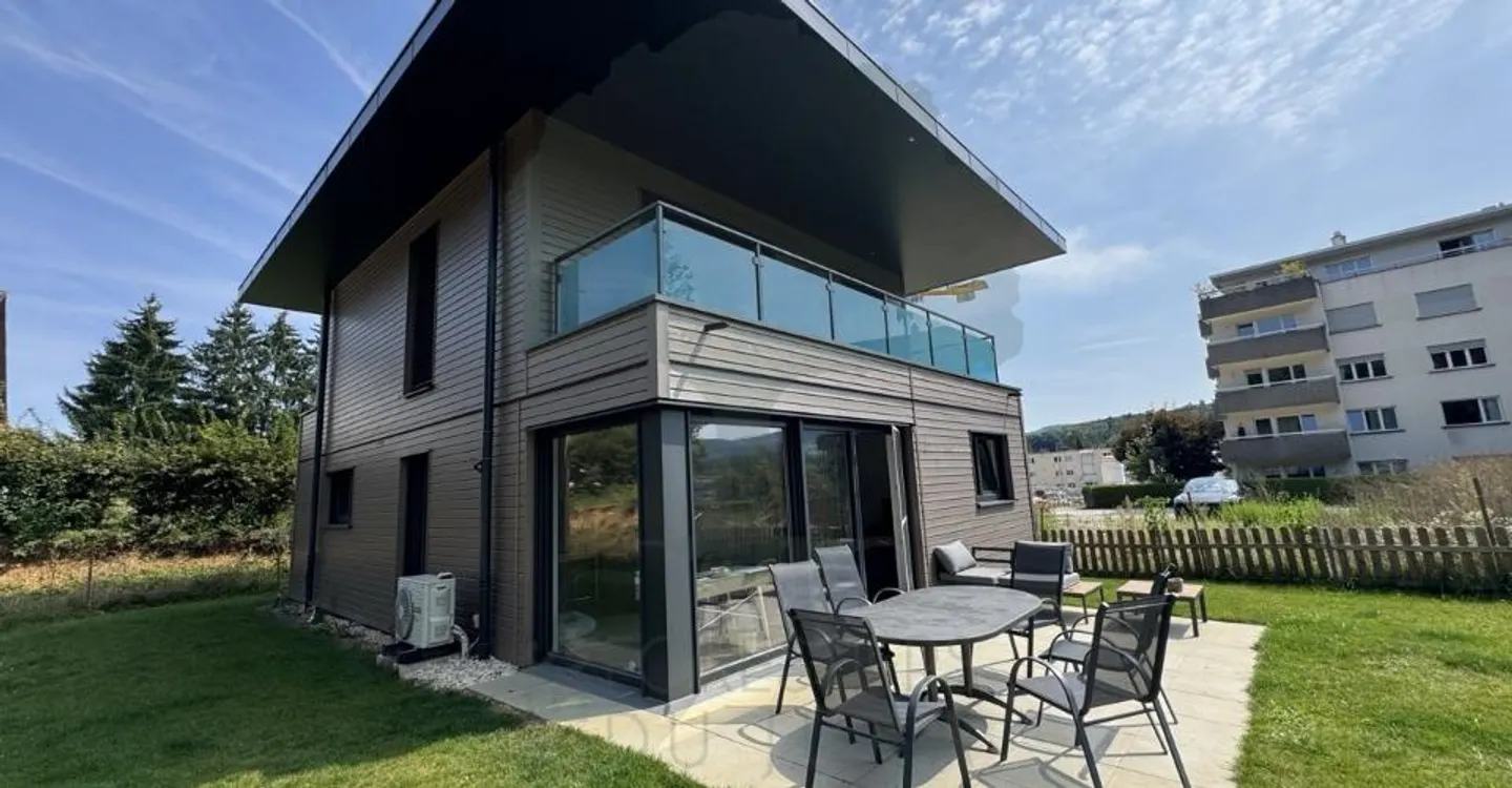 Incantevole casa familiare di 4,5 stanze con bei volumi - Foto 1 di 11