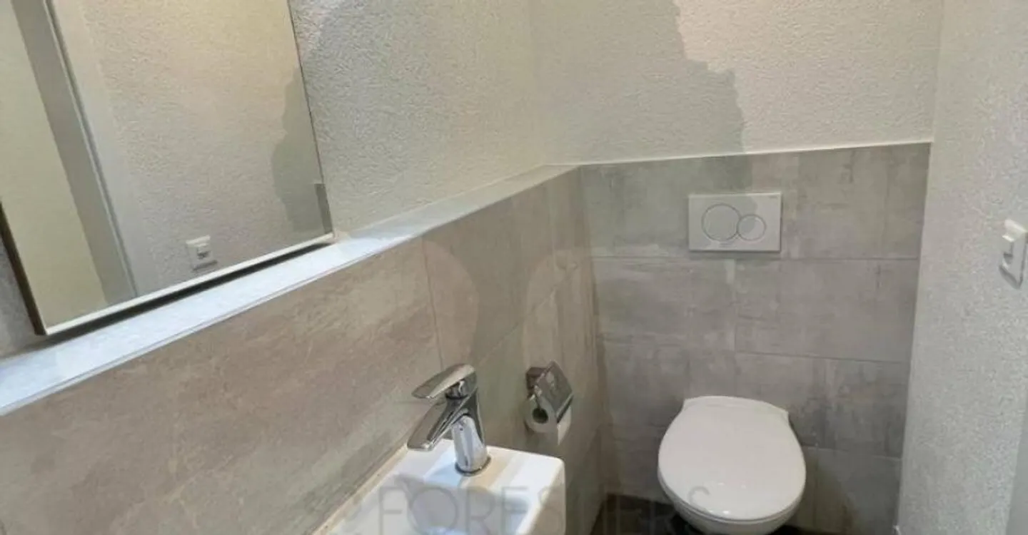 Incantevole casa familiare di 4,5 stanze con bei volumi - Foto 8 di 11