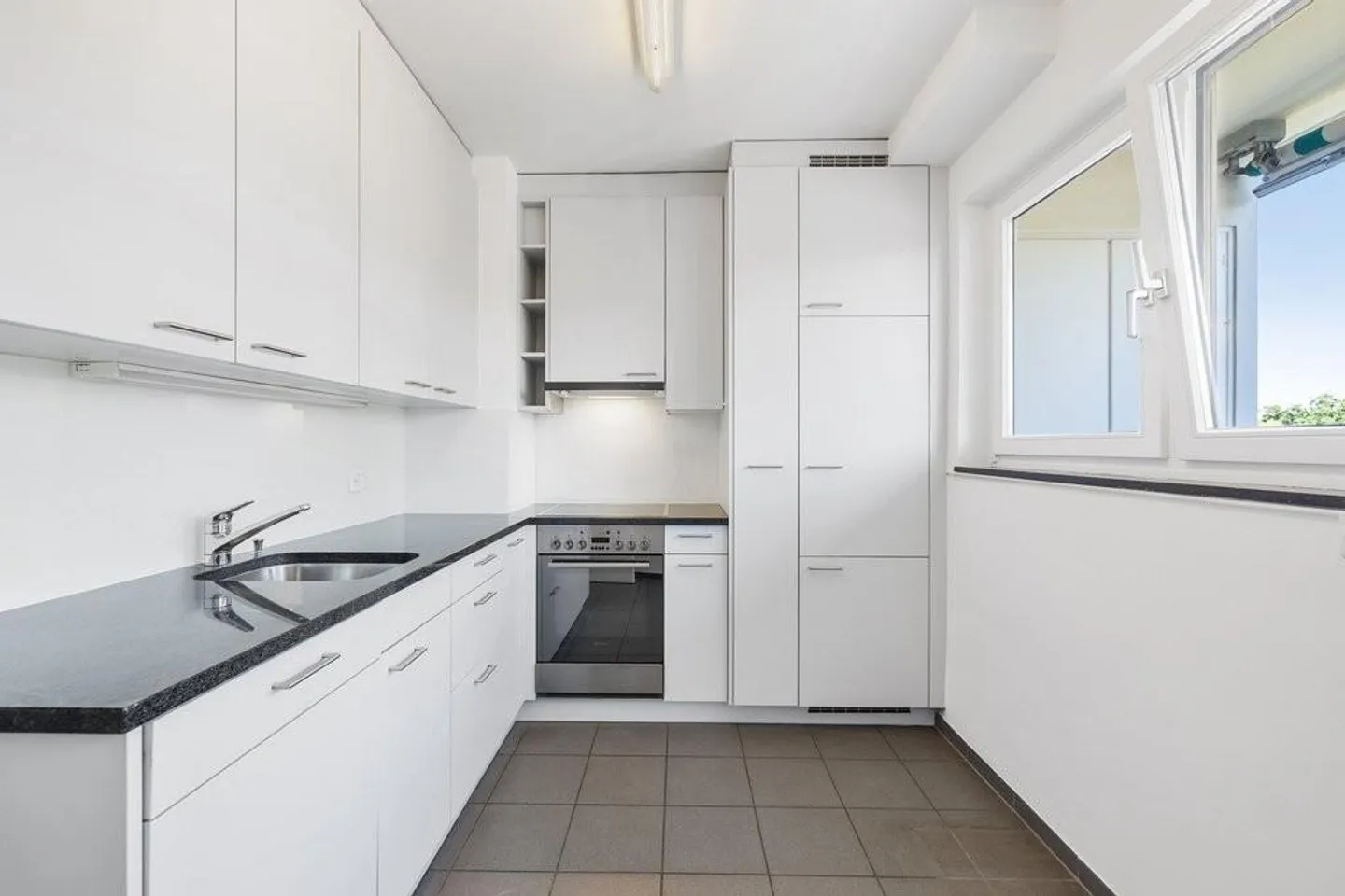 Would you like to live more centrally? - Photo 2 of 12