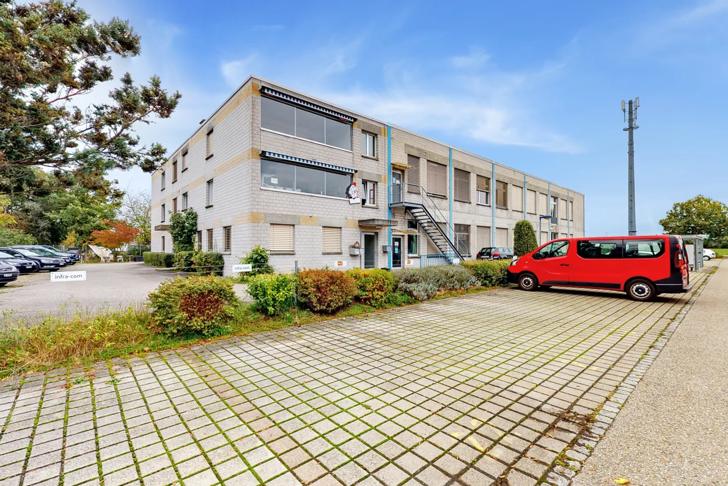 Modular Office on the 1st Floor with Separate Access - Flexible, Quiet Location - Photo 1 of 4