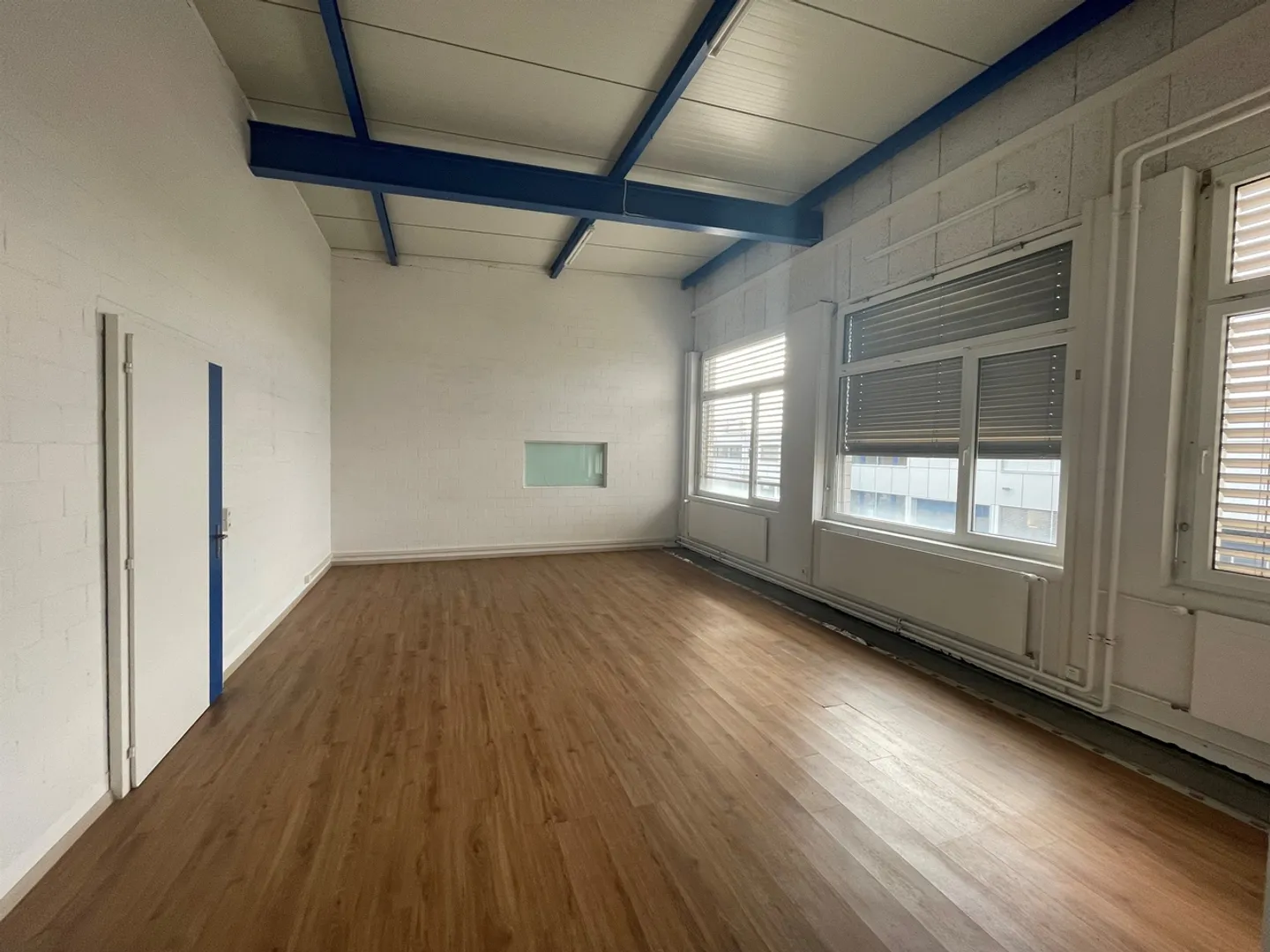 Modular Office on the 1st Floor with Separate Access - Flexible, Quiet Location - Photo 3 of 4