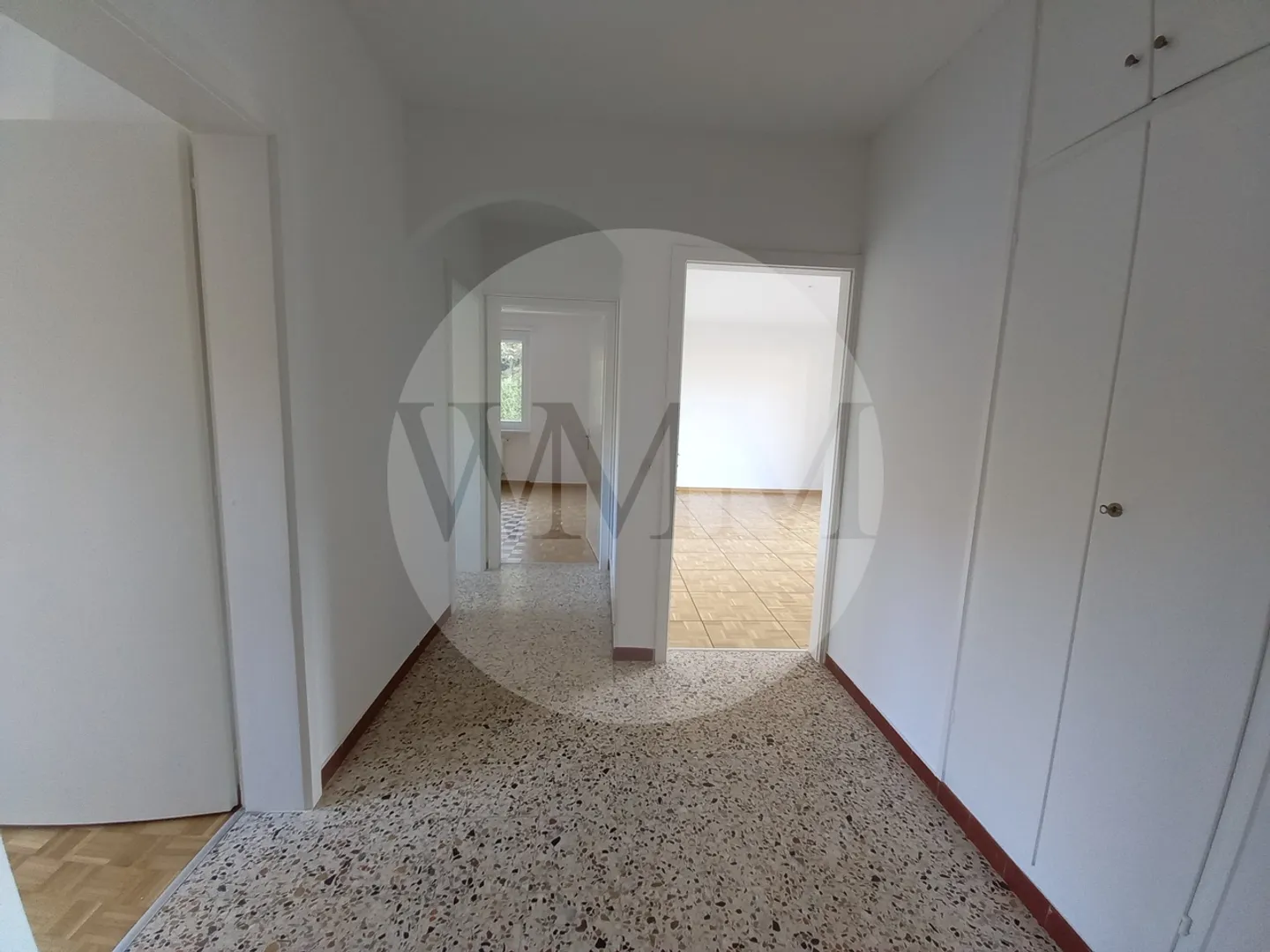 4 CHAMBRES DANS UN SECTEUR STRATÉGIQUE À LAMONE - Photo 2 sur 9