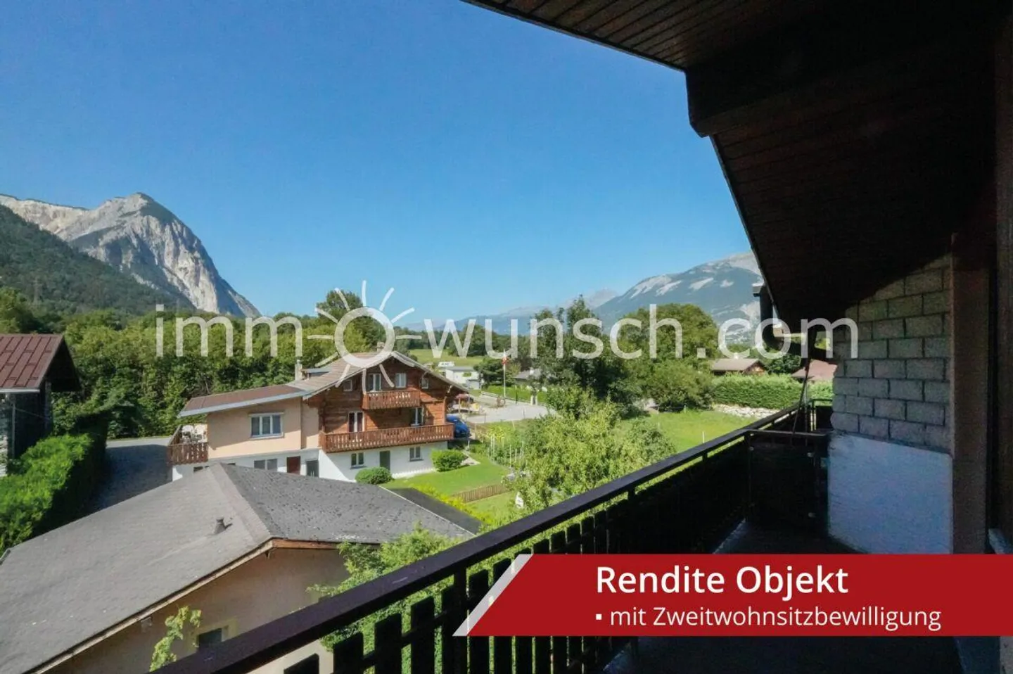 The Opportunity - Charming 2 ½ Room (3 ½ Rooms) Penthouse Apartment with 2nd Residence Permit - Photo 17 of 28