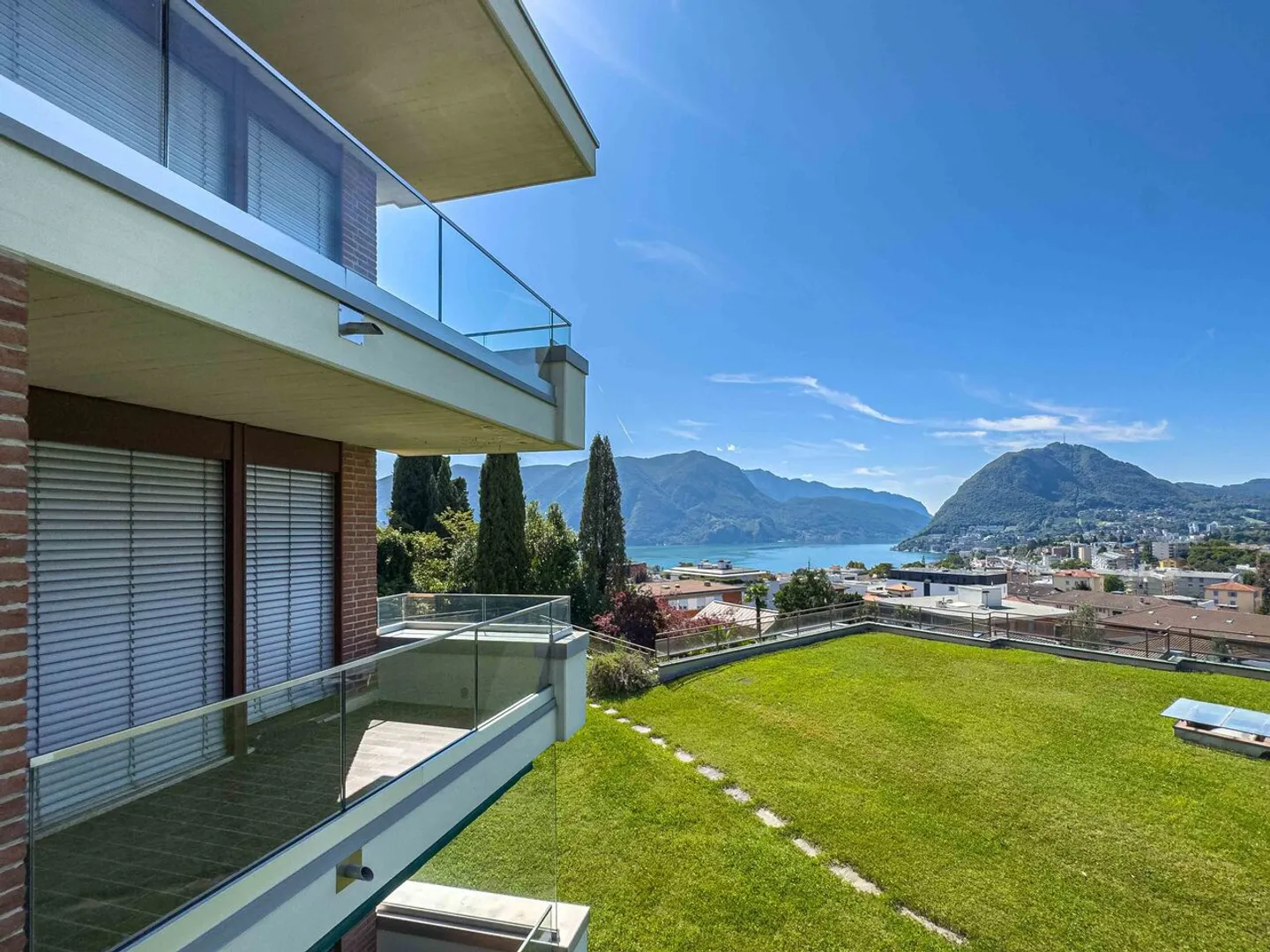 Appartamento in vendita - Foto 7 di 11