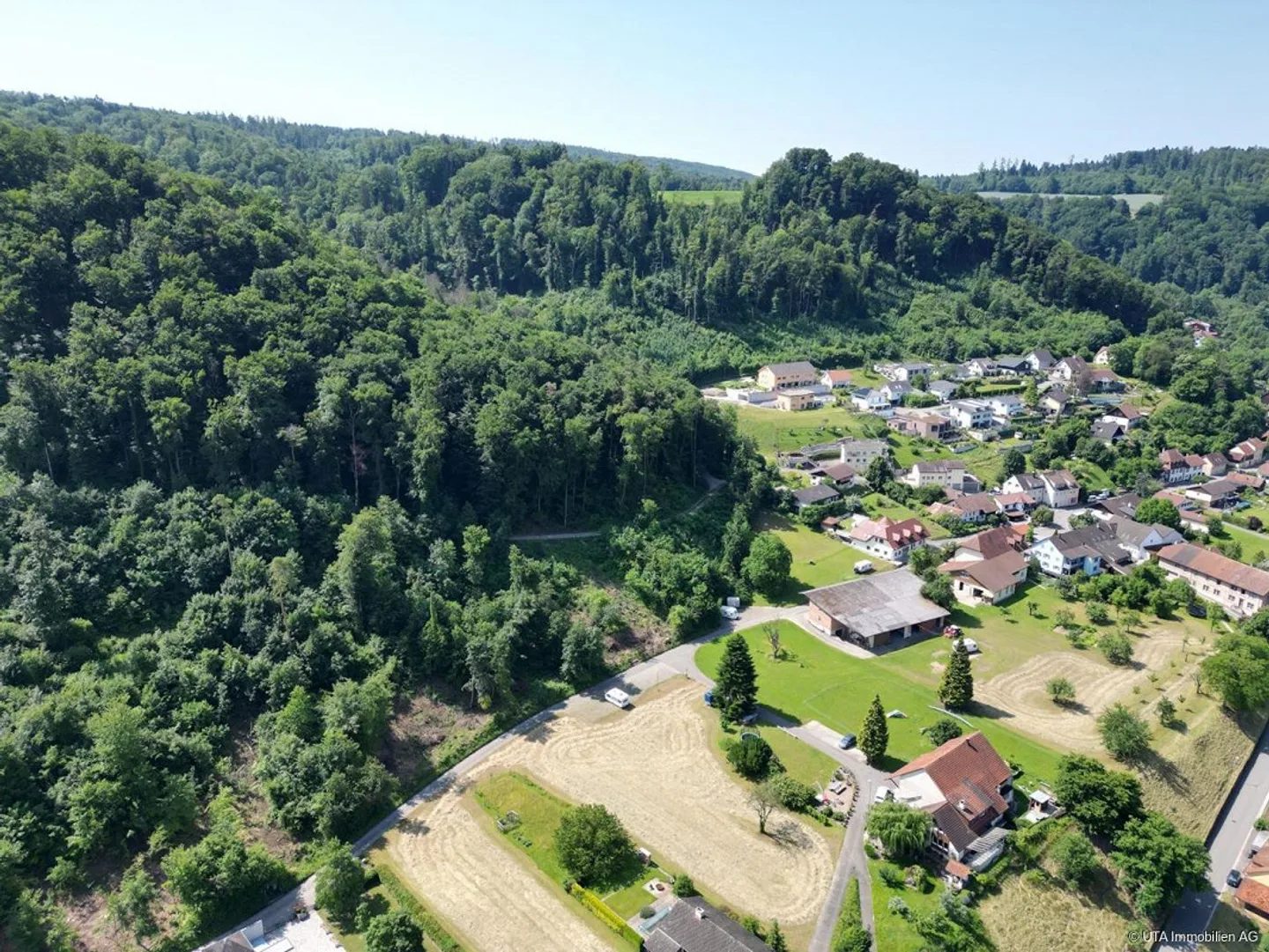 Aussergewöhnliche Maisonettewohnung mit Komfort auf allen Ebenen - Foto 14 von 15