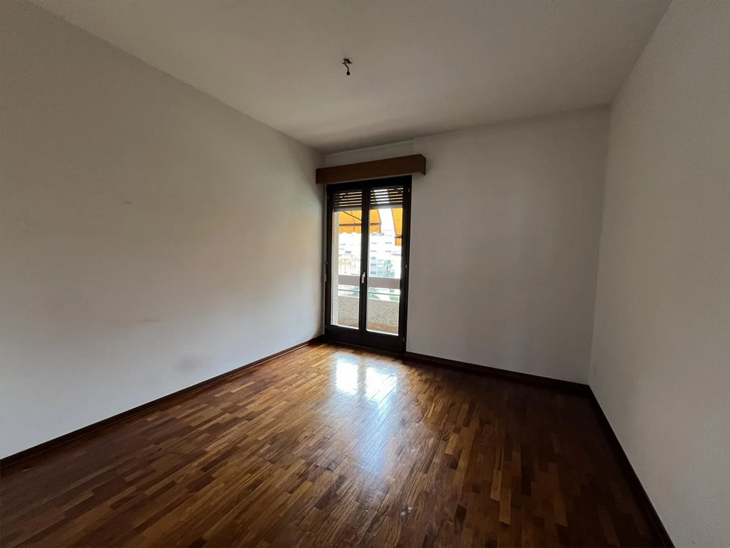 Appartamento spazioso a Lugano - Foto 4 di 9