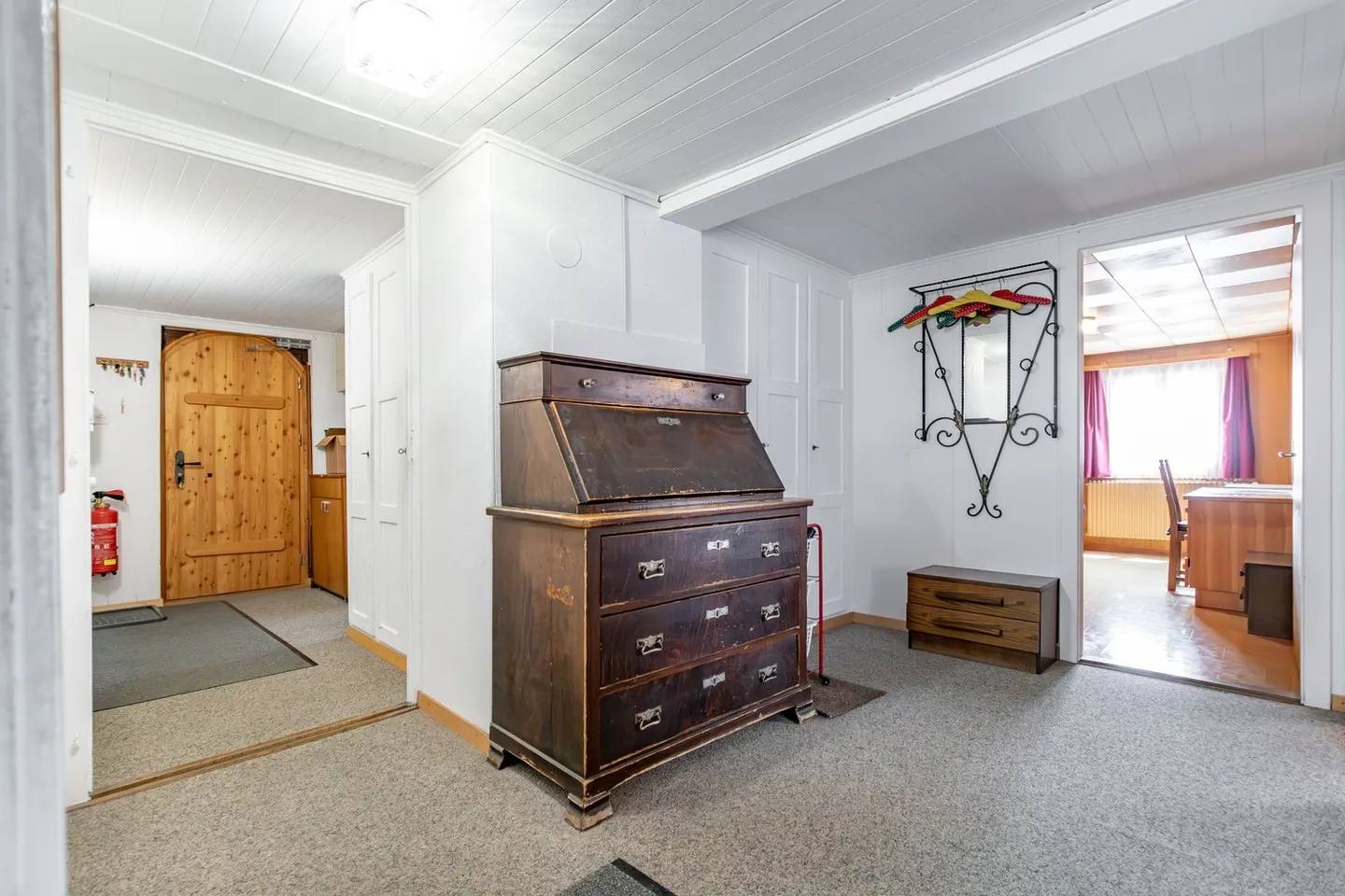 Appartement authentique de 4,5 pièces dans le centre historique du village de Fiesch - Photo 3 sur 12