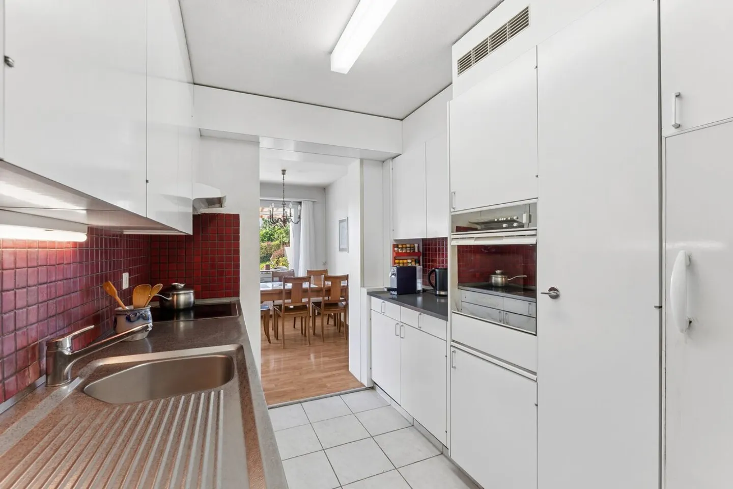 Gartenwohnung mit Charme und Gestaltungspotenzial - Photo 4 of 10