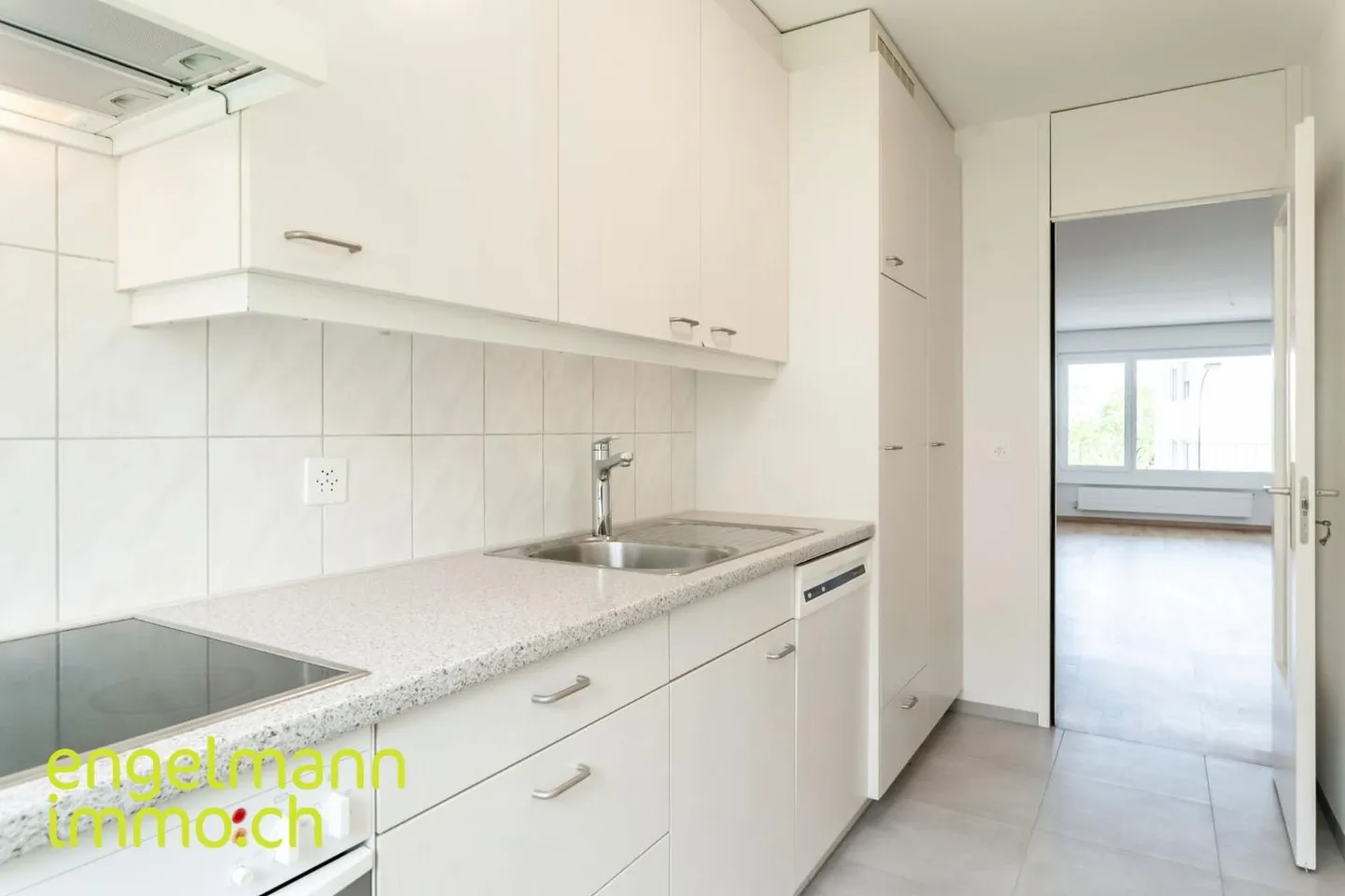 Appartamento di 5 stanze - Foto 5 di 13