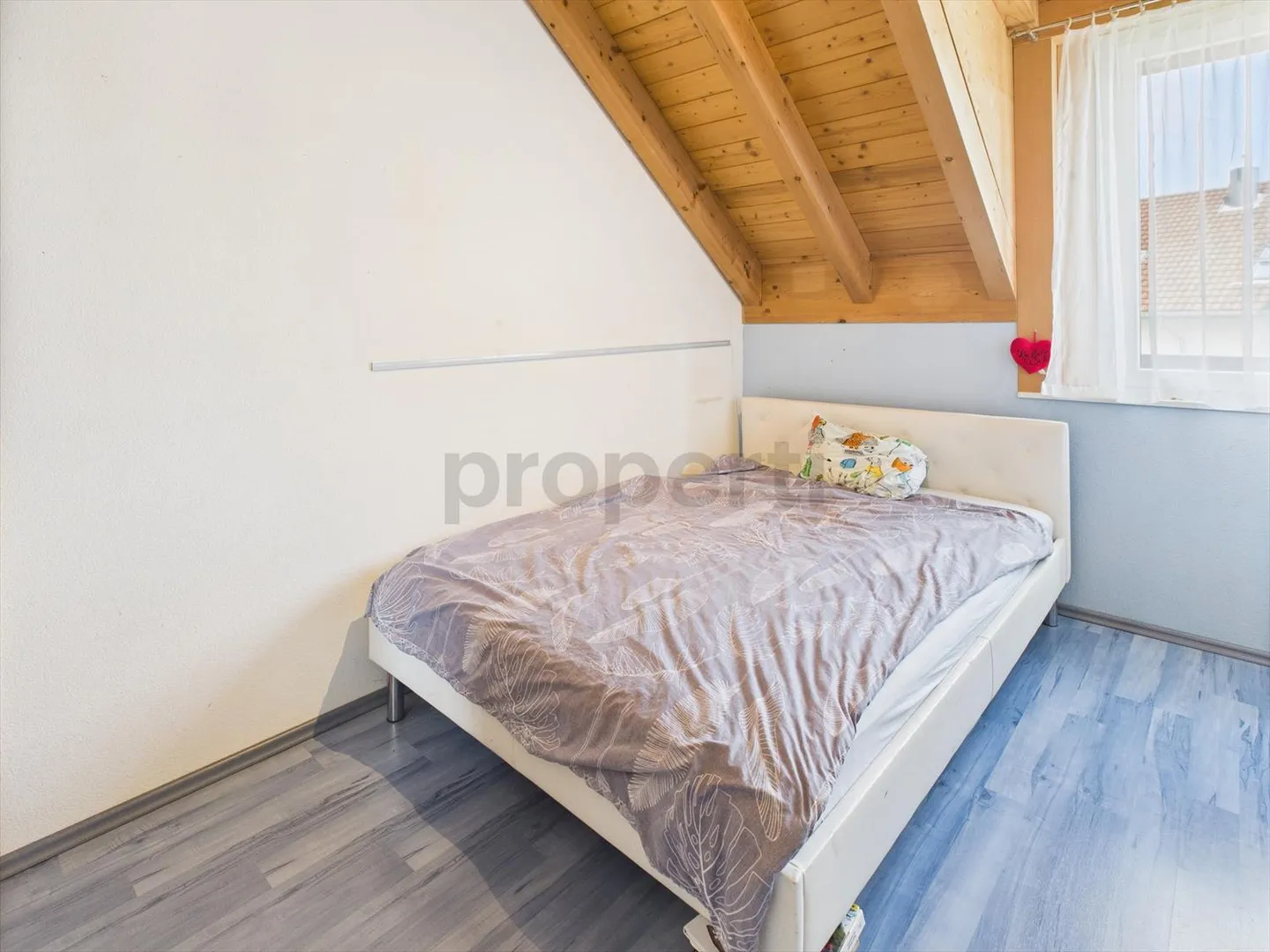 Appartamento attico unico con 4,5 stanze e galleria a Schwarzenburg... - Foto 6 di 12