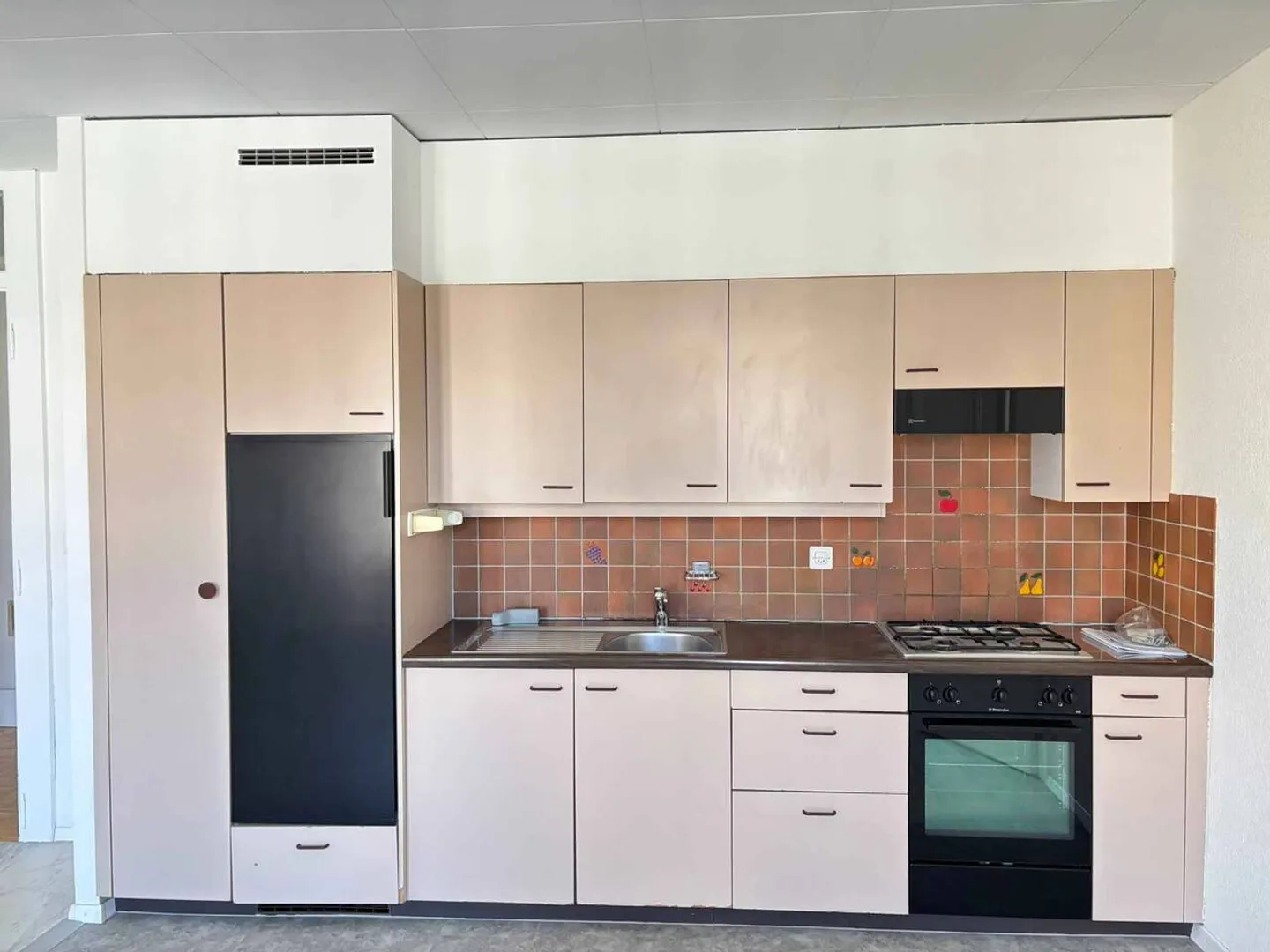 Large 3-room apartment in the center of Lausanne - Photo 7 of 8