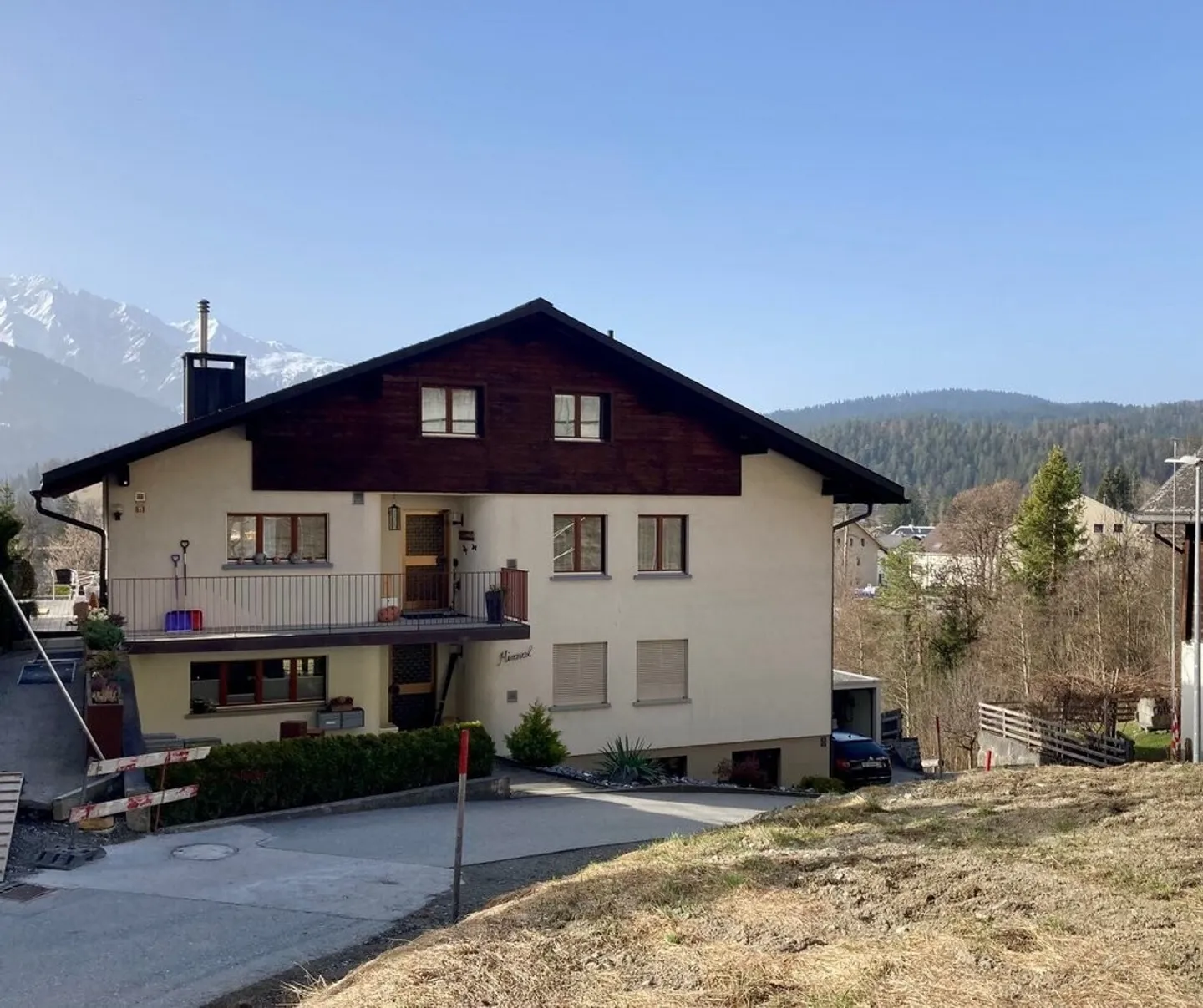 Appartamento duplex molto grande con molto spazio di stoccaggio, comprese le spese accessorie - Foto 1 di 11