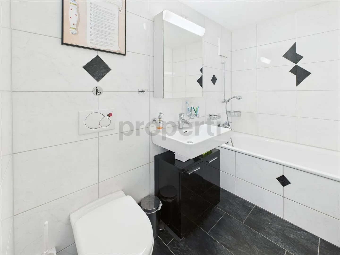 Appartamento attico unico con 4,5 stanze e galleria a Schwarzenburg... - Foto 9 di 12